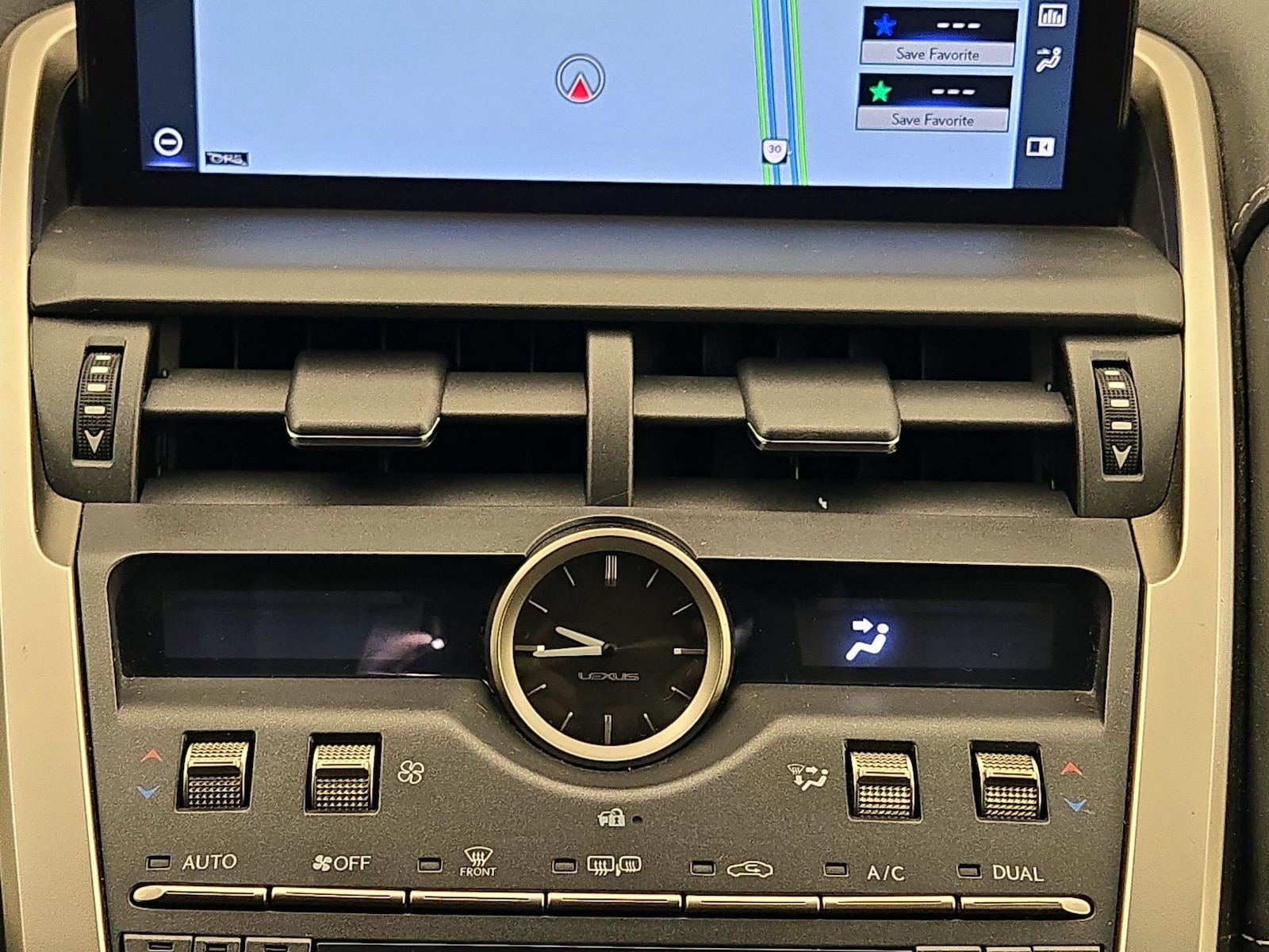 2019 Lexus NX 300 - Photo 18