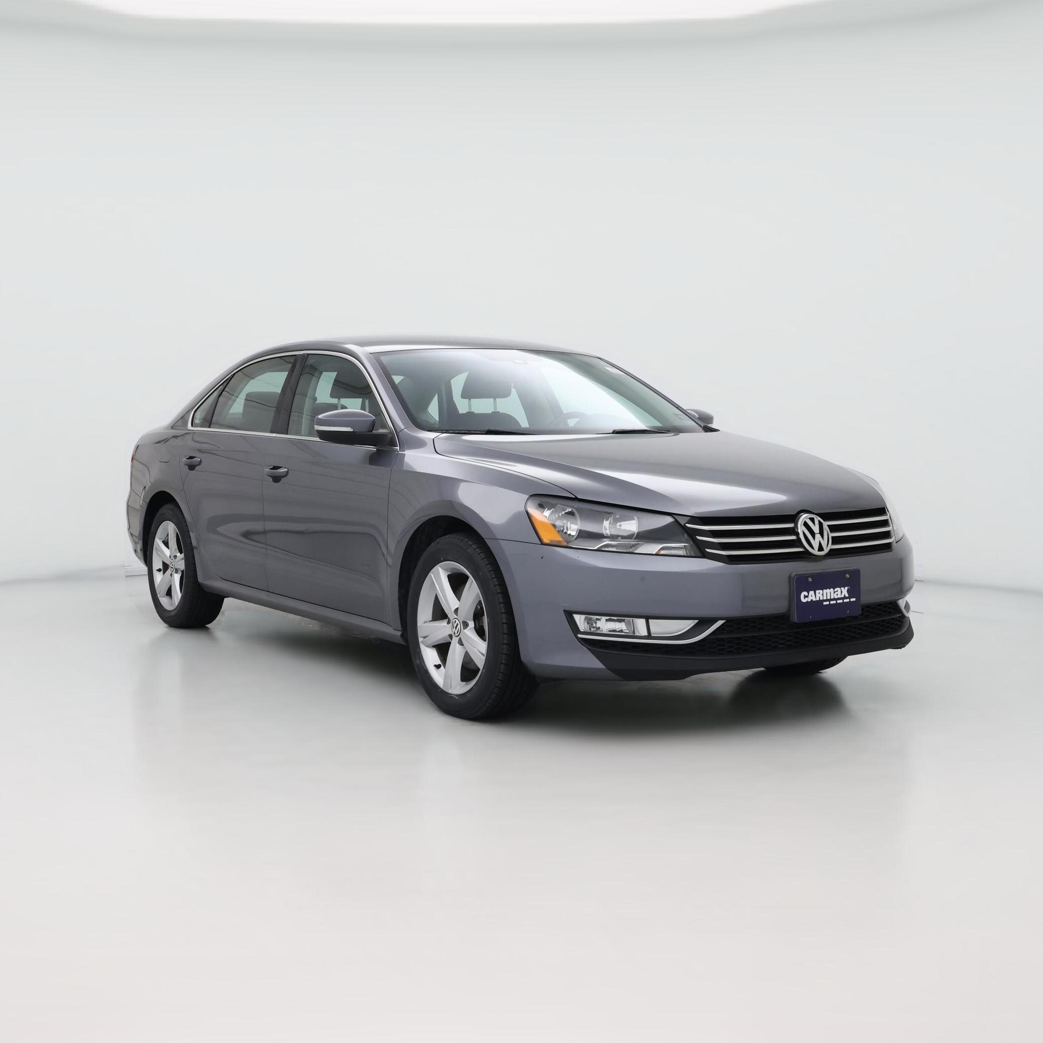 Thumbnail: 2015 Volkswagen Passat - 1