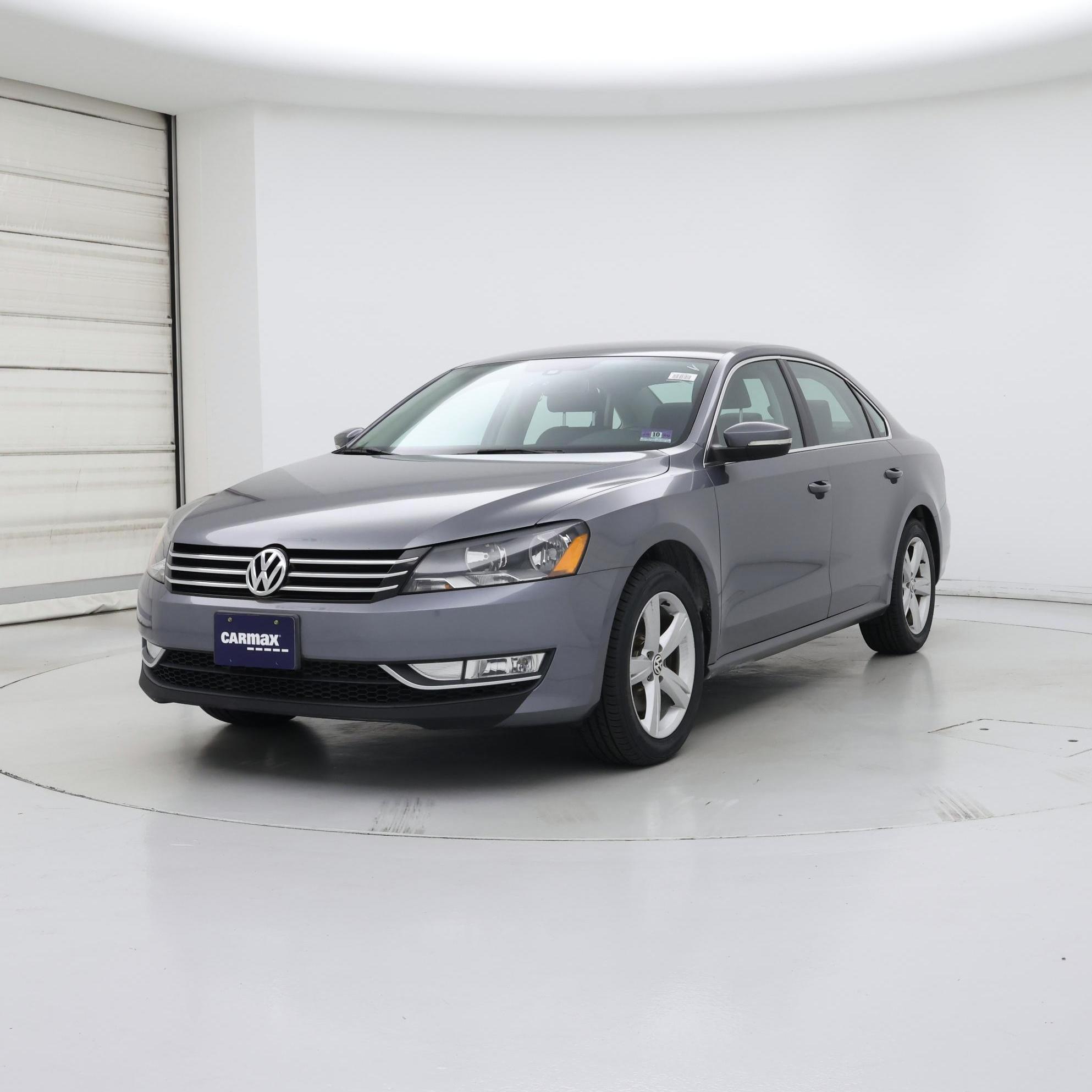 Thumbnail: 2015 Volkswagen Passat - 4