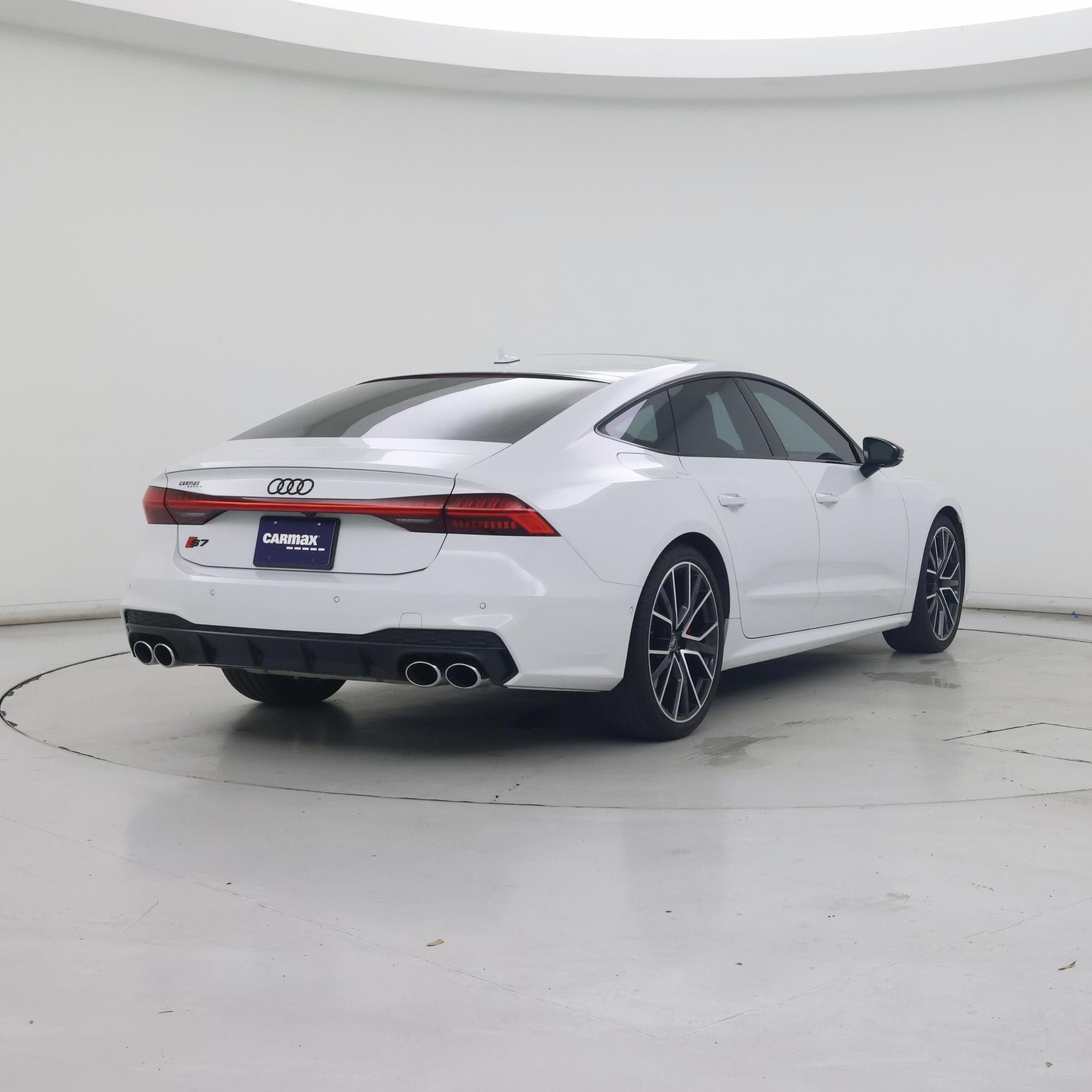 Thumbnail: 2022 Audi S7 - 8
