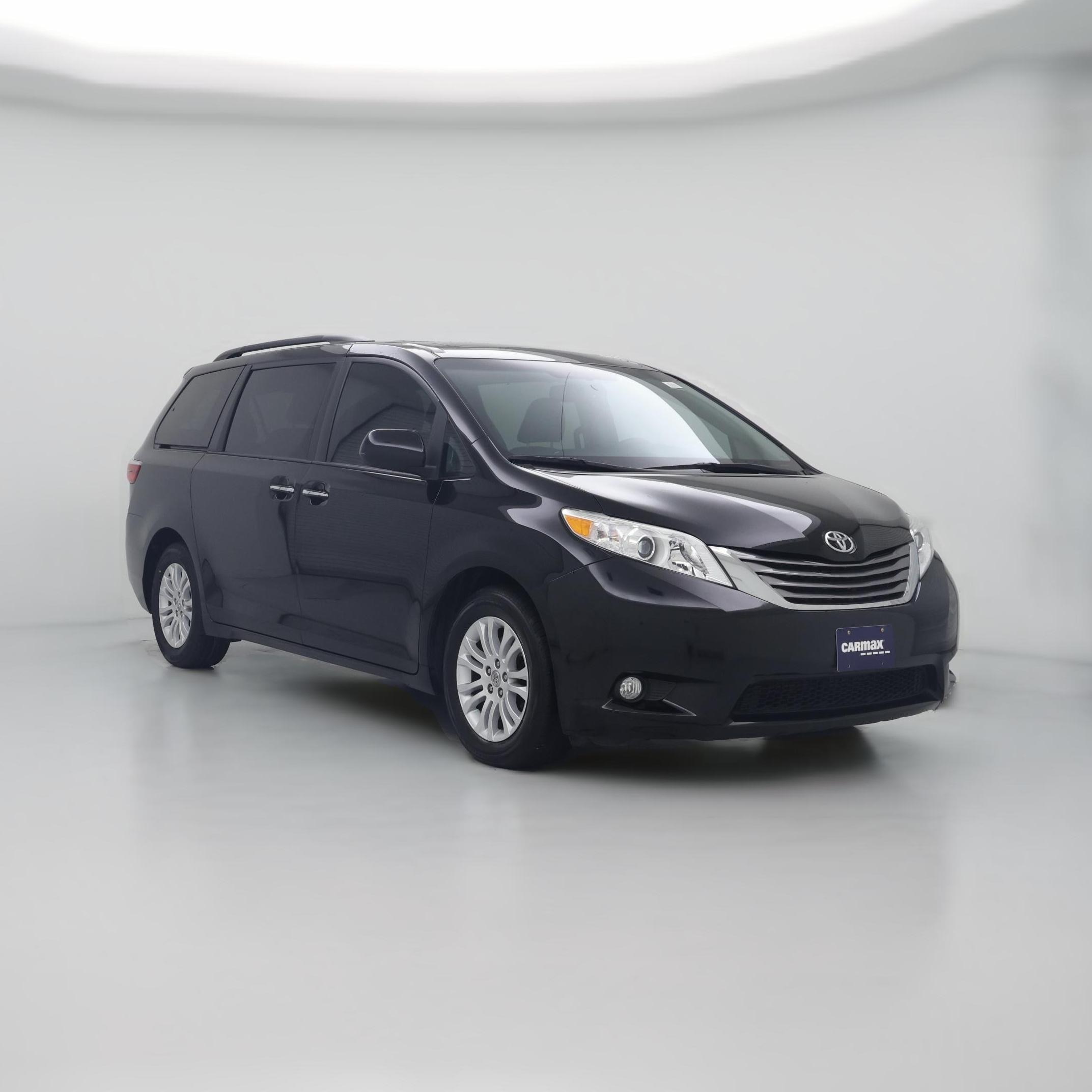 Thumbnail: 2017 Toyota Sienna - 1