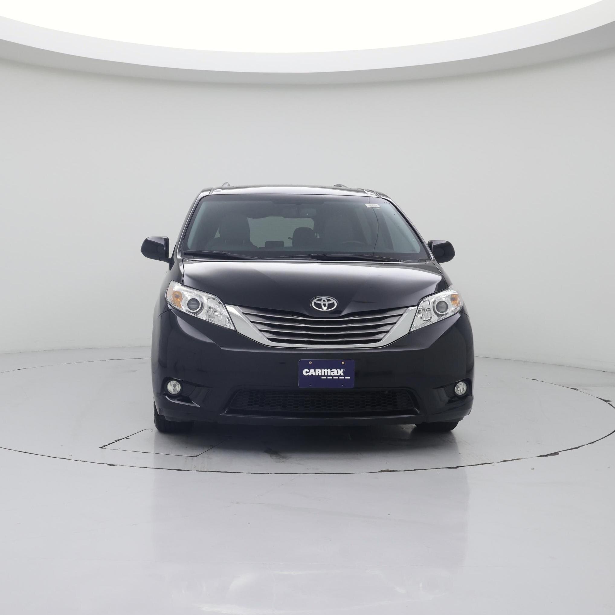 Thumbnail: 2017 Toyota Sienna - 5
