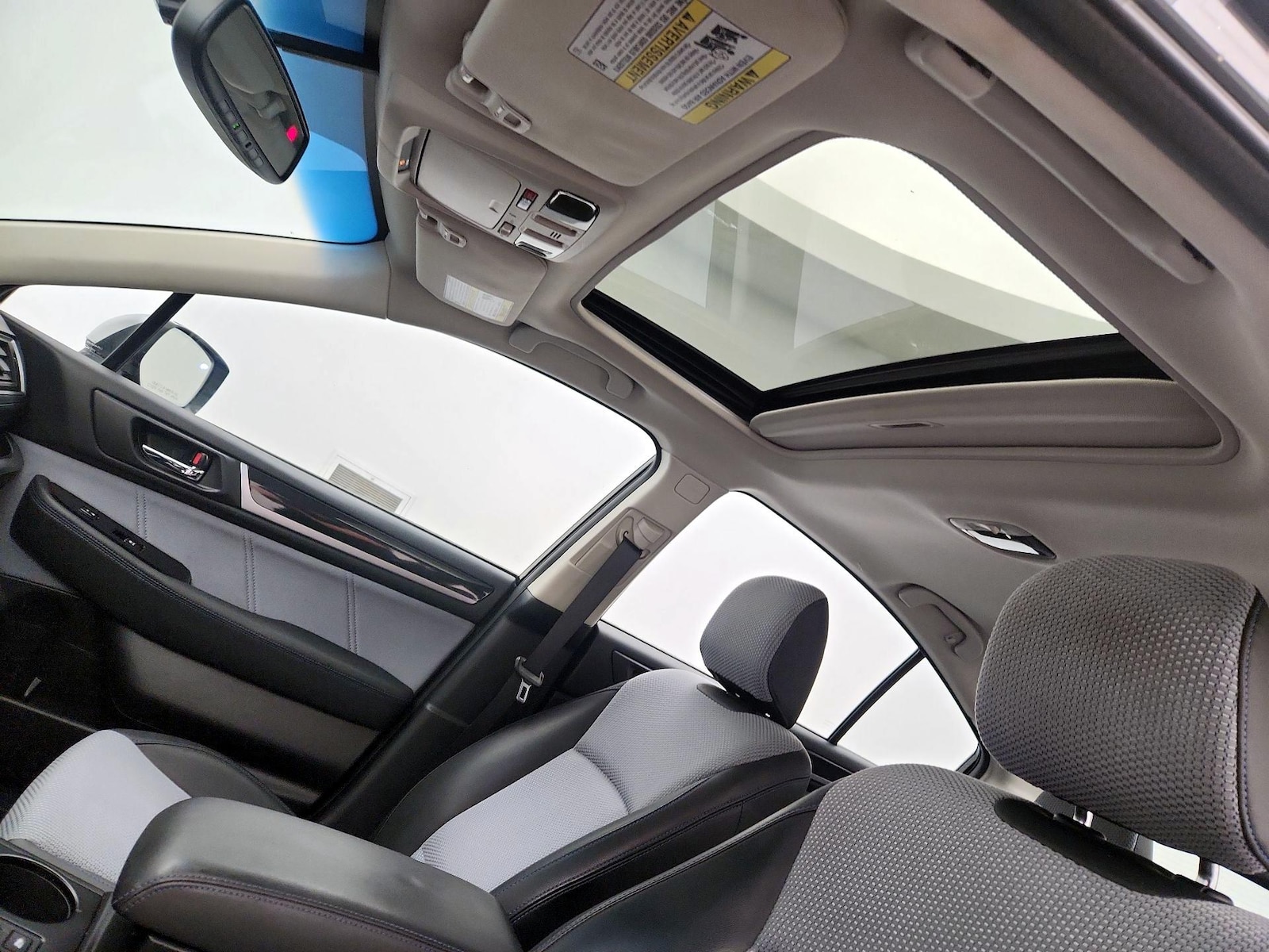 Sunroof(s) & Overhead Airbags