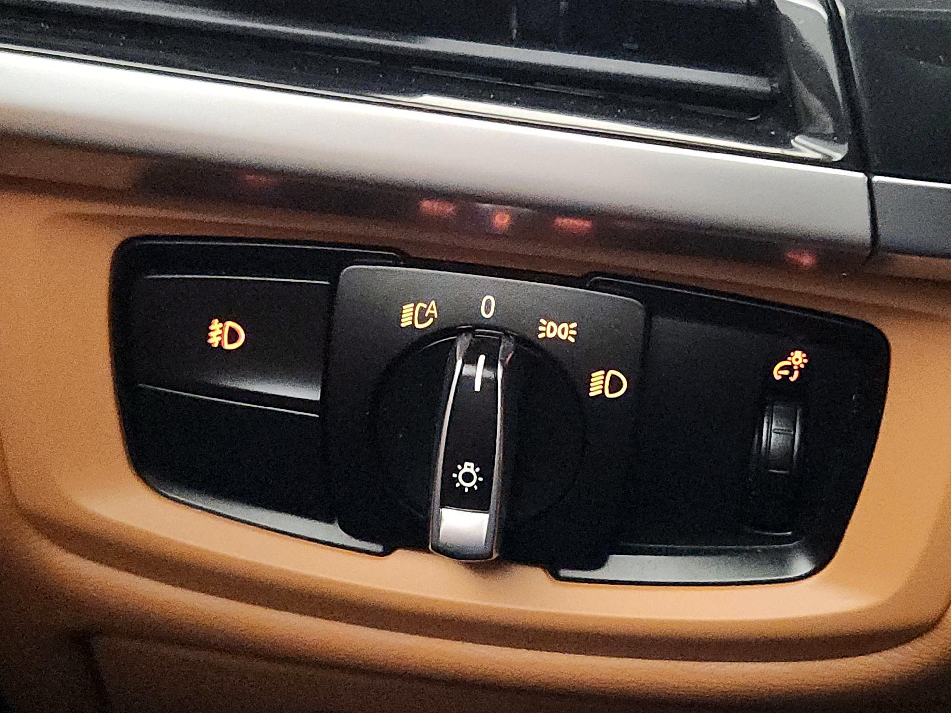 Thumbnail: 2015 BMW X6 - 13