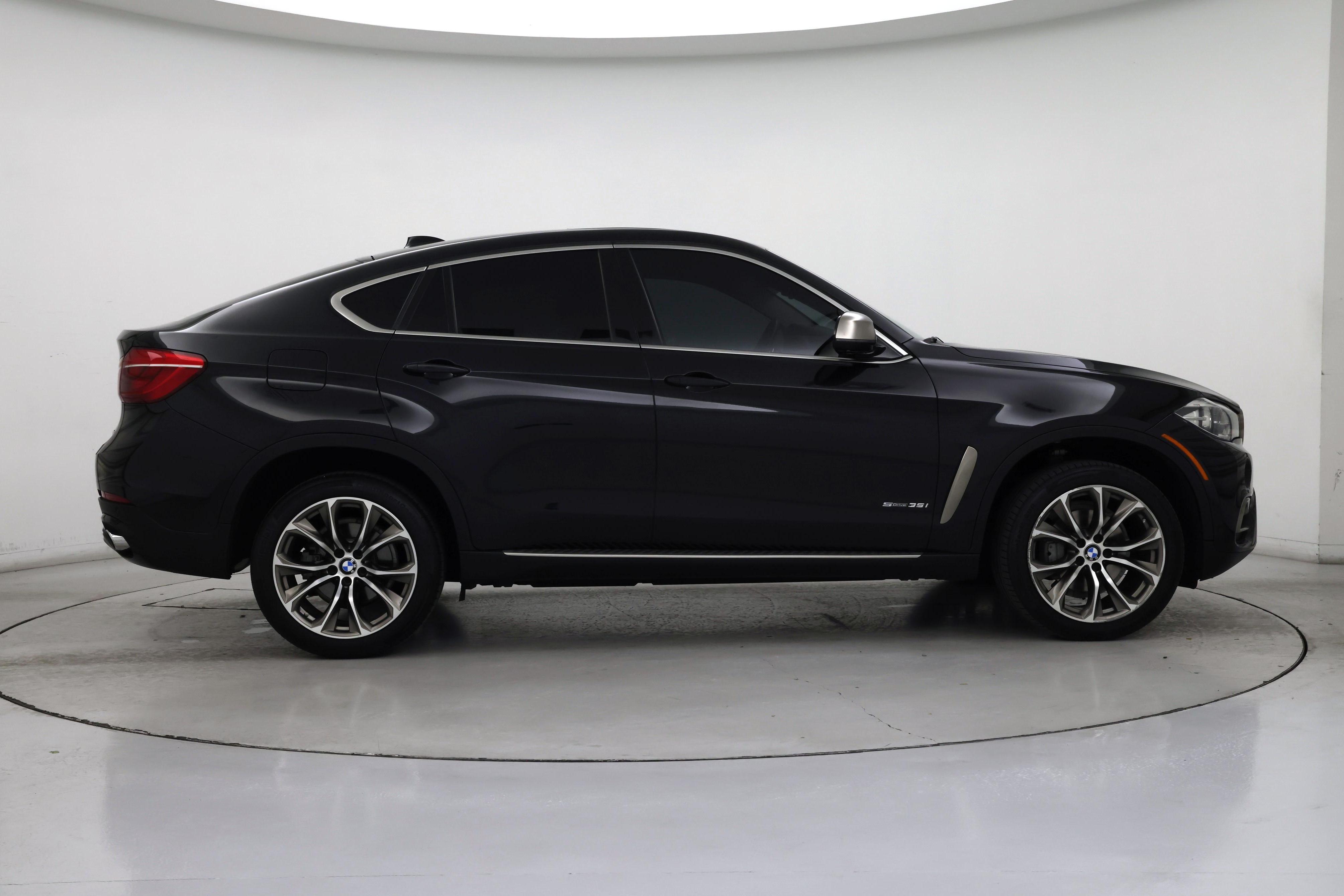 Thumbnail: 2015 BMW X6 - 7