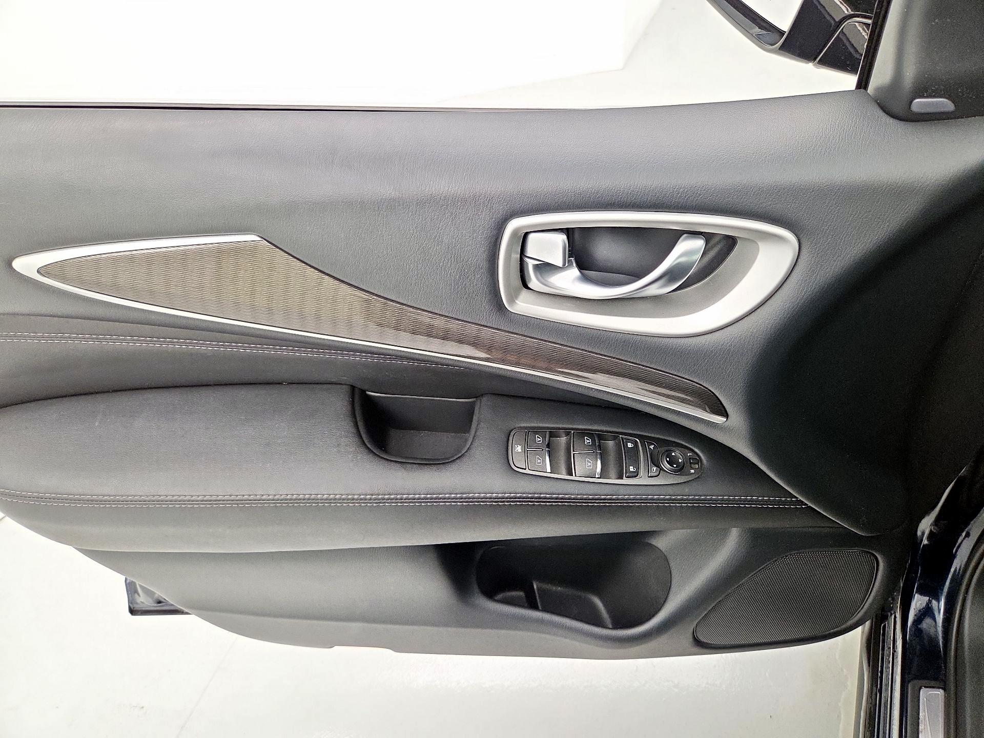 Thumbnail: 2020 INFINITI QX60 - 12