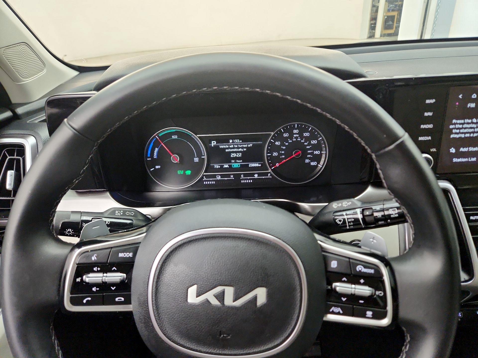 Thumbnail: 2023 Kia Sorento - 10