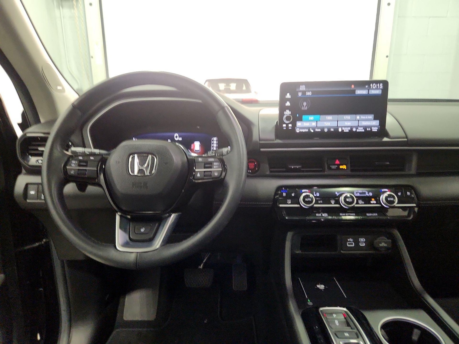 2025 Honda Pilot Elite - Photo 10