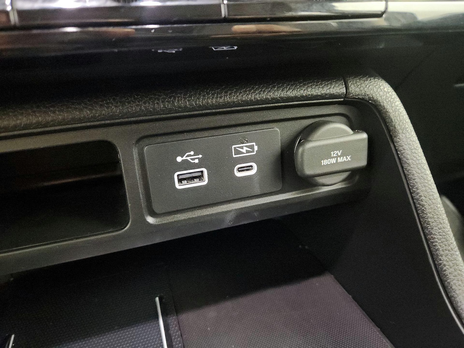2025 Honda Pilot Elite - Photo 19