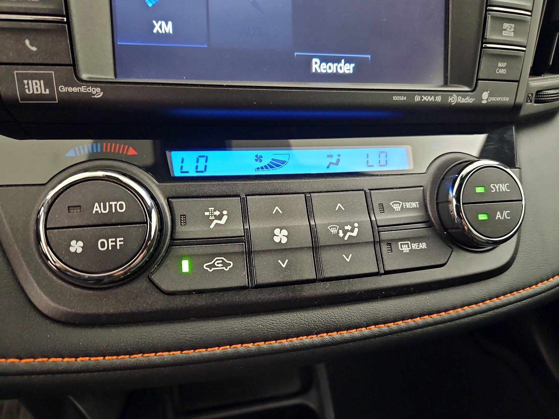 Thumbnail: 2016 Toyota RAV4 - 16