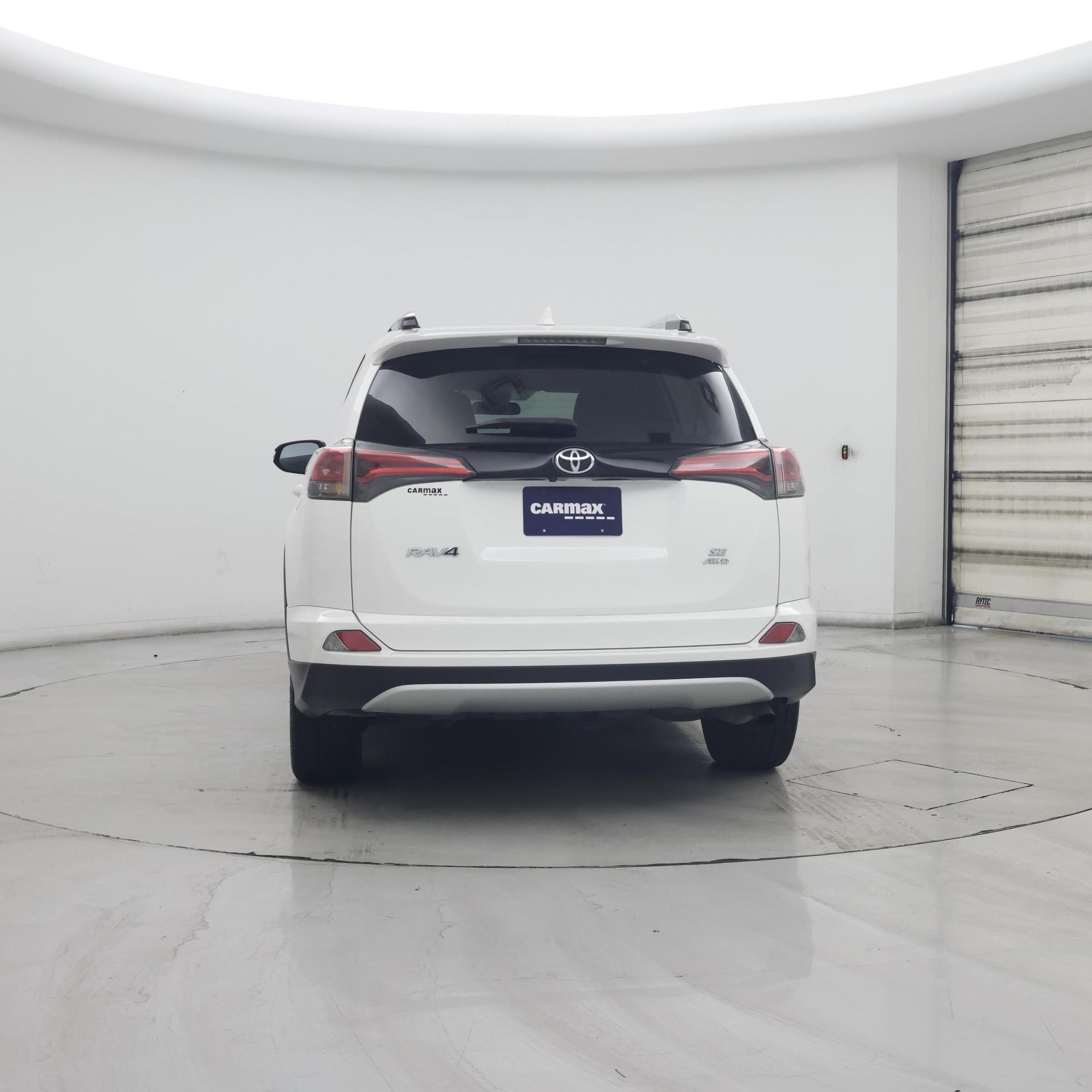 Thumbnail: 2016 Toyota RAV4 - 6