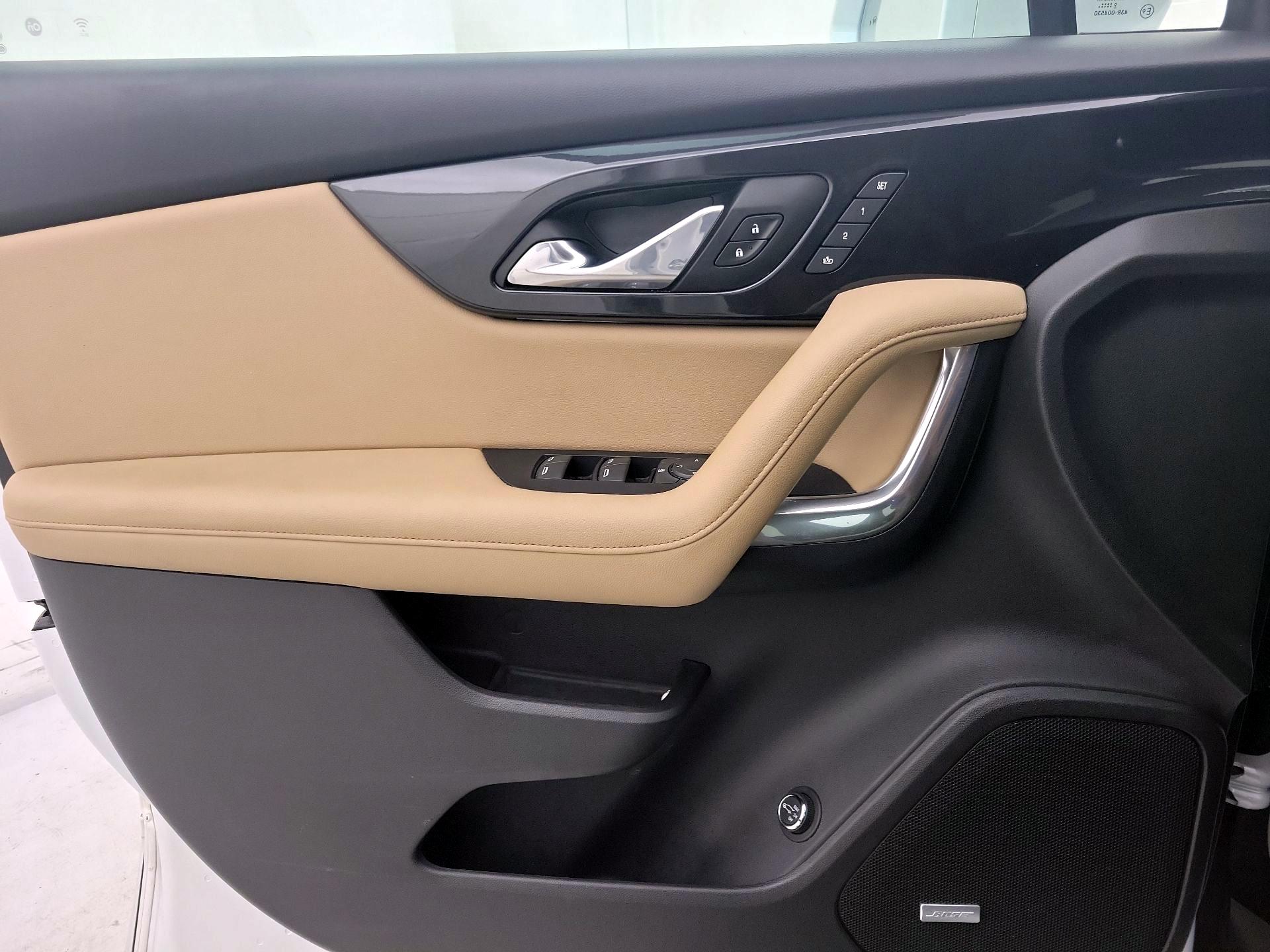 Thumbnail: 2020 Chevrolet Blazer - 12
