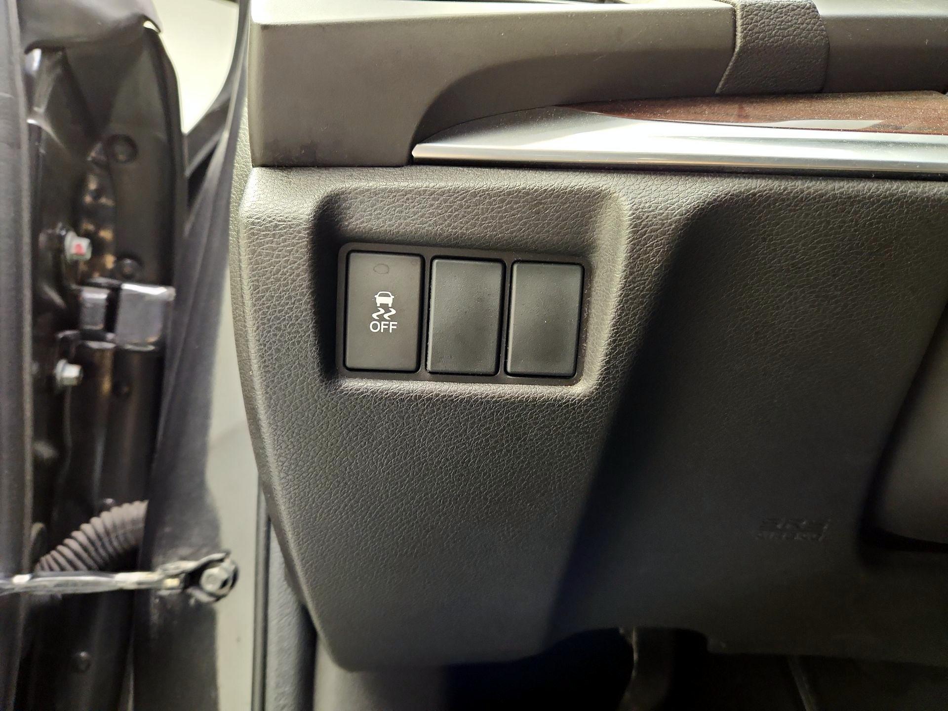 Thumbnail: 2016 Acura MDX - 11