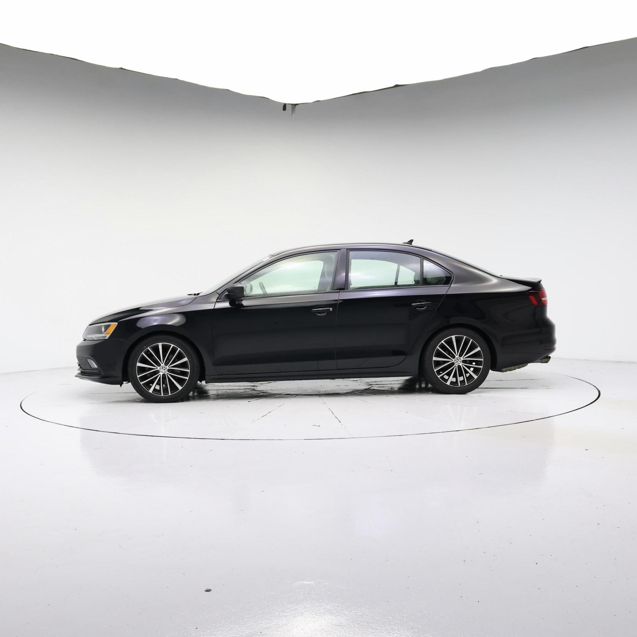 Thumbnail: 2016 Volkswagen Jetta - 3