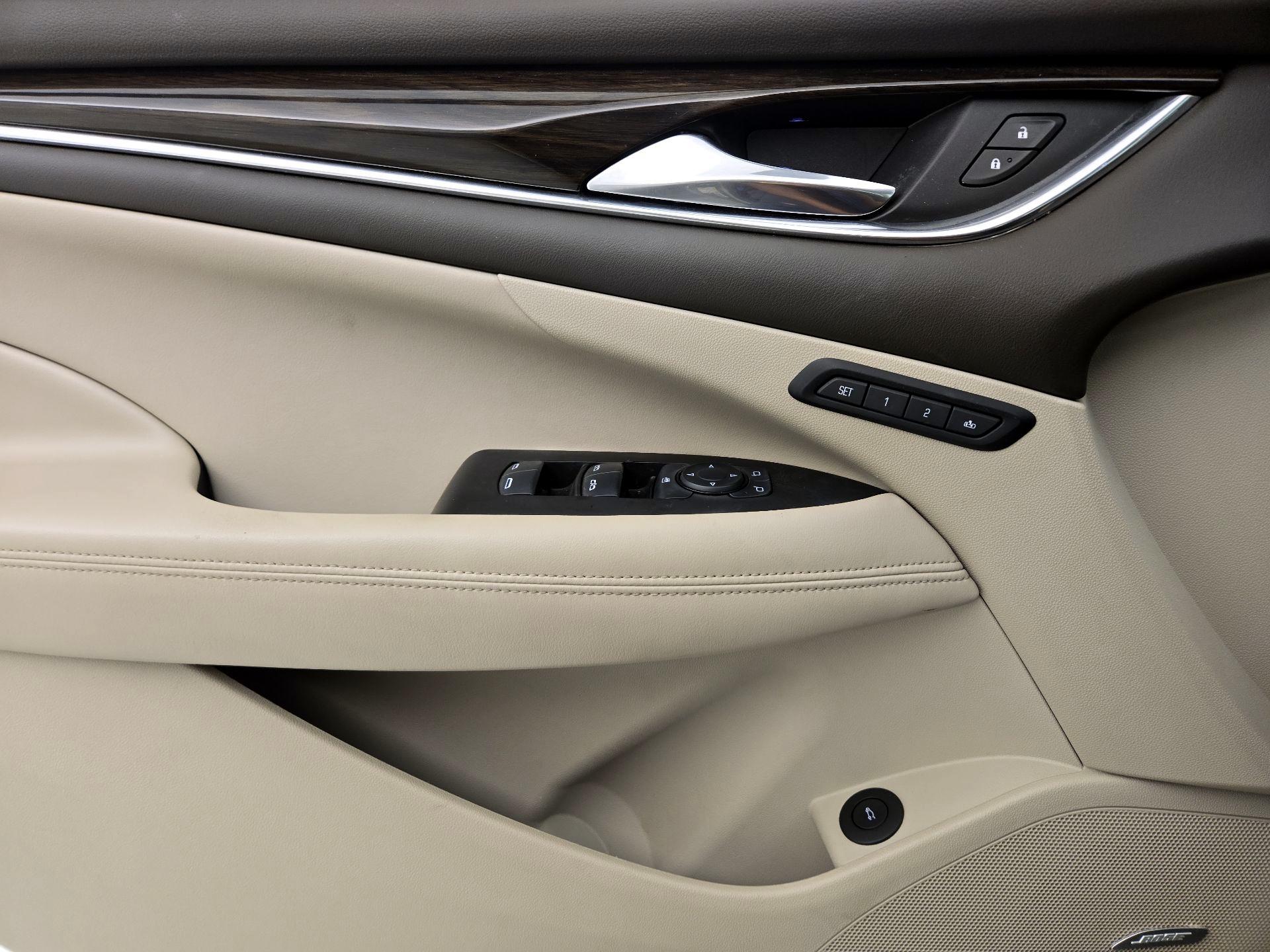 Thumbnail: 2017 Buick LaCrosse - 10