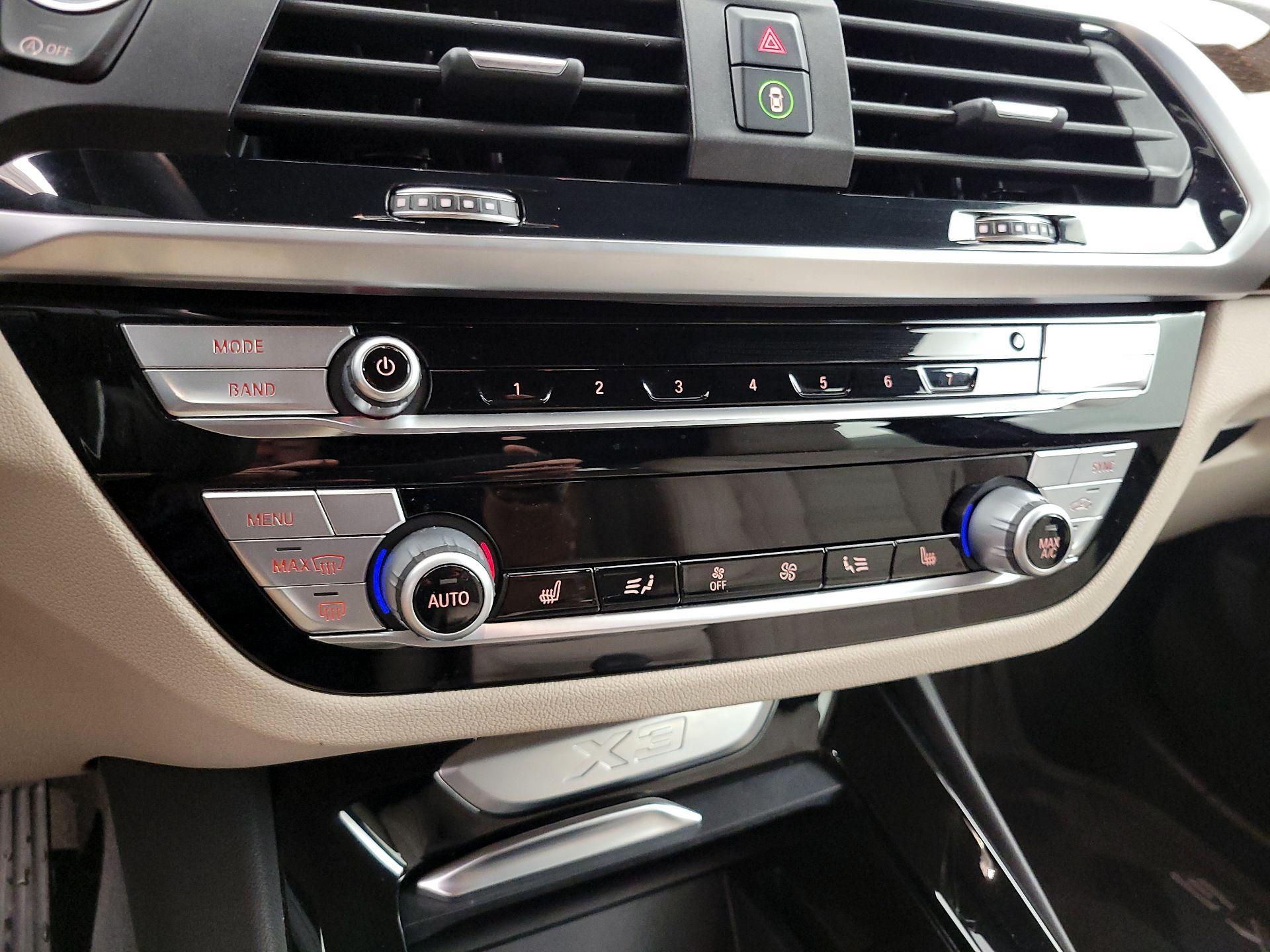 Thumbnail: 2021 BMW X3 - 17