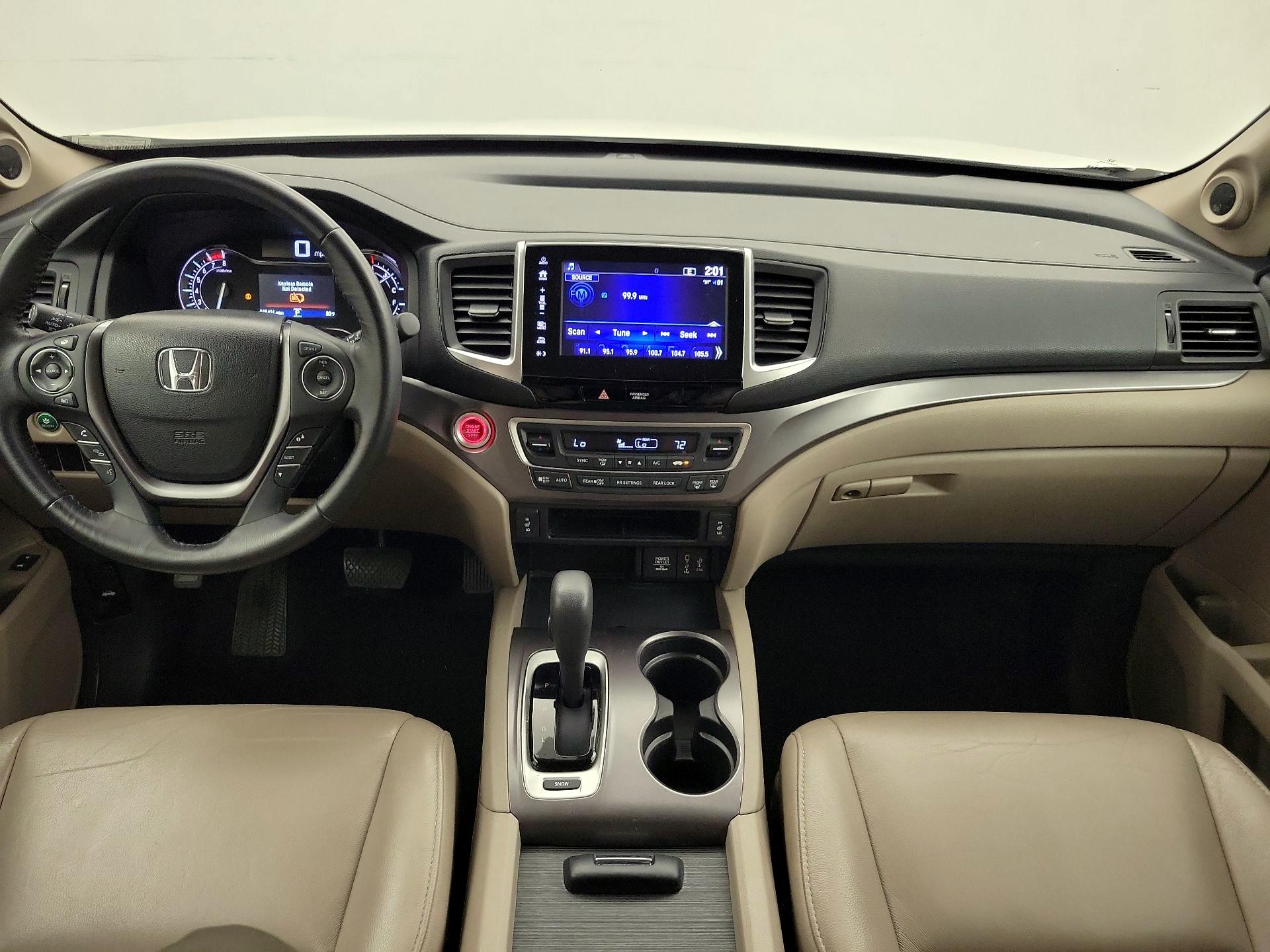 Thumbnail: 2018 Honda Pilot - 9