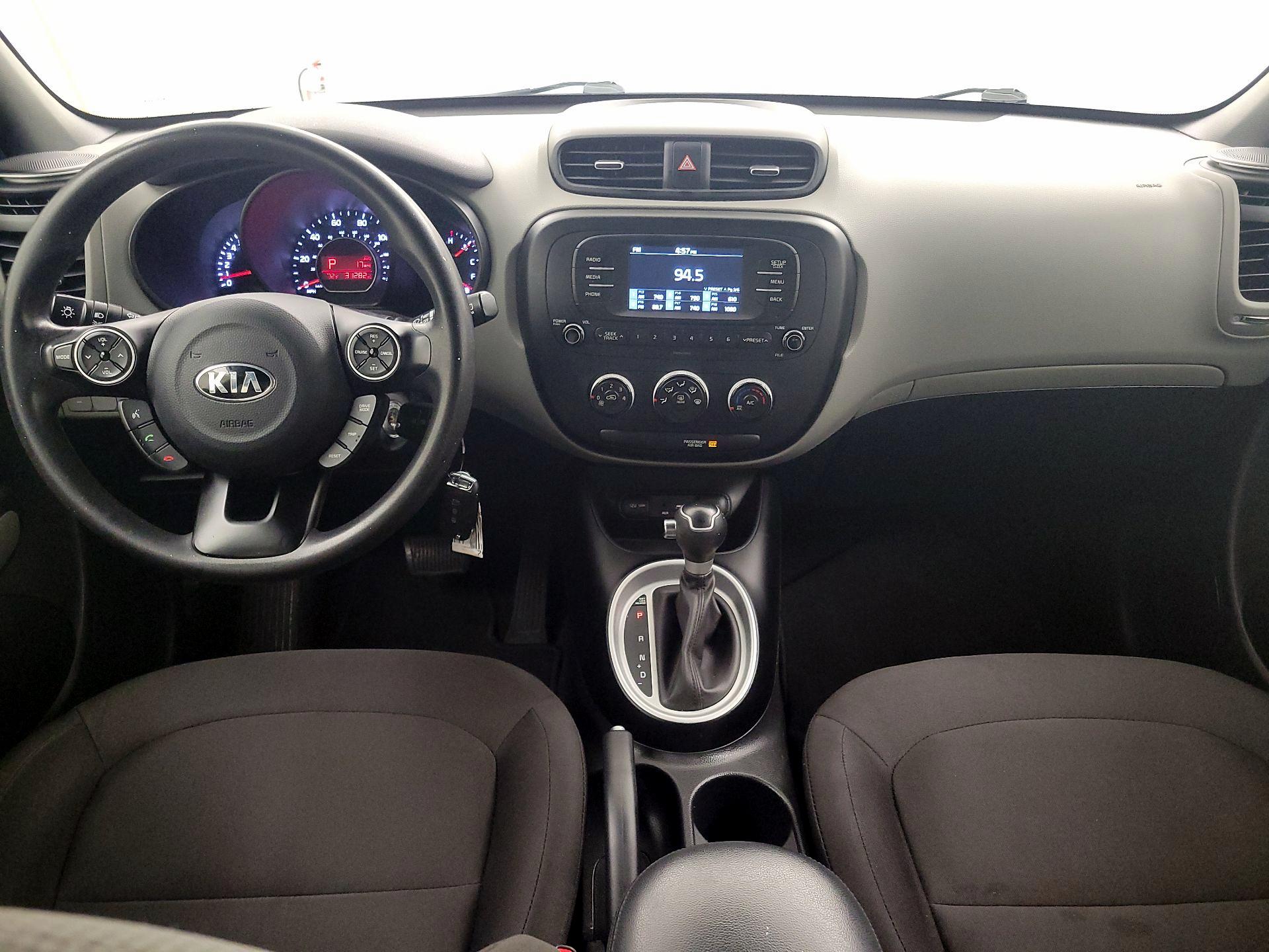 Thumbnail: 2017 Kia Soul - 9