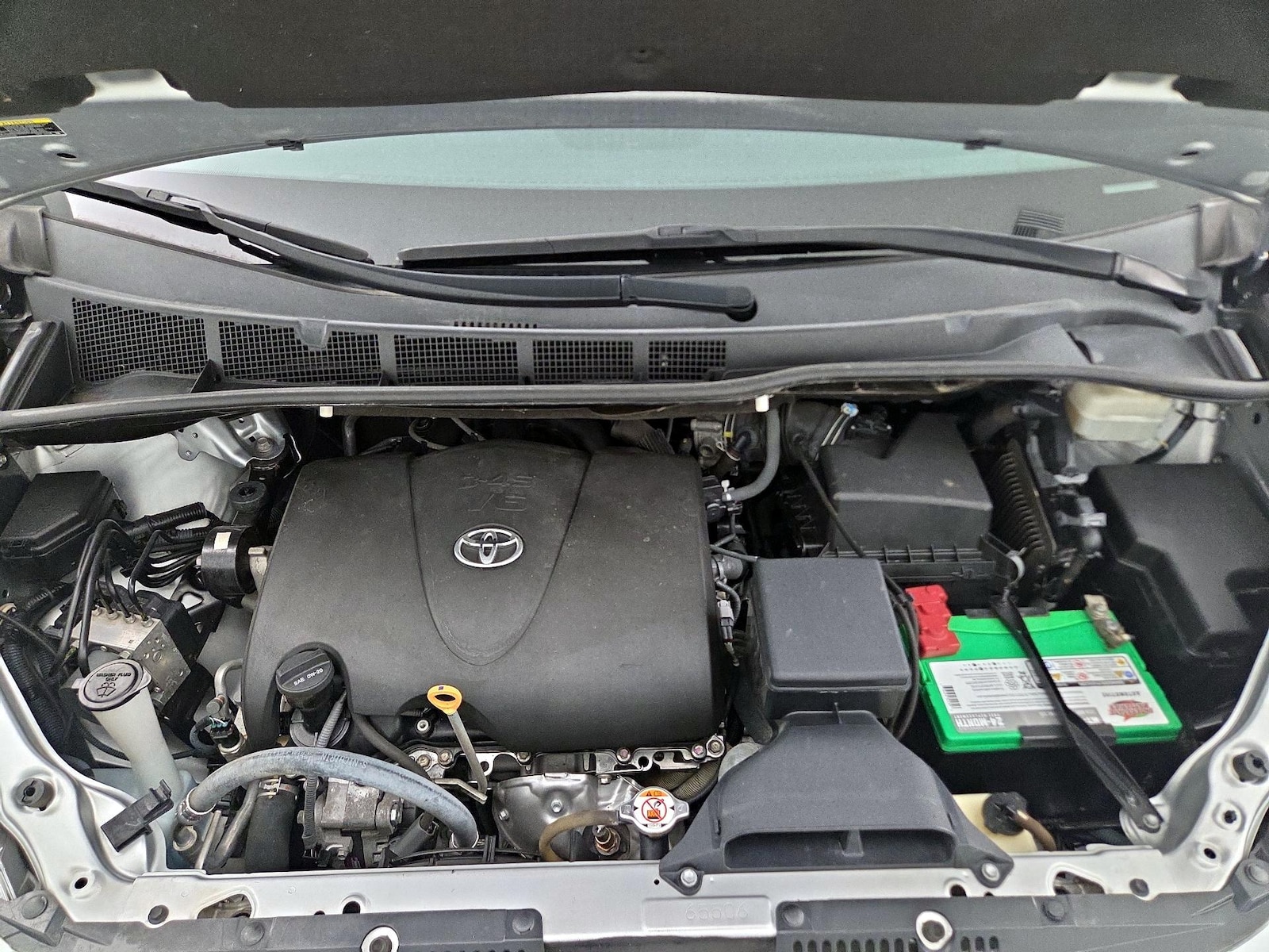 2020 Toyota Sienna LE - Photo 24