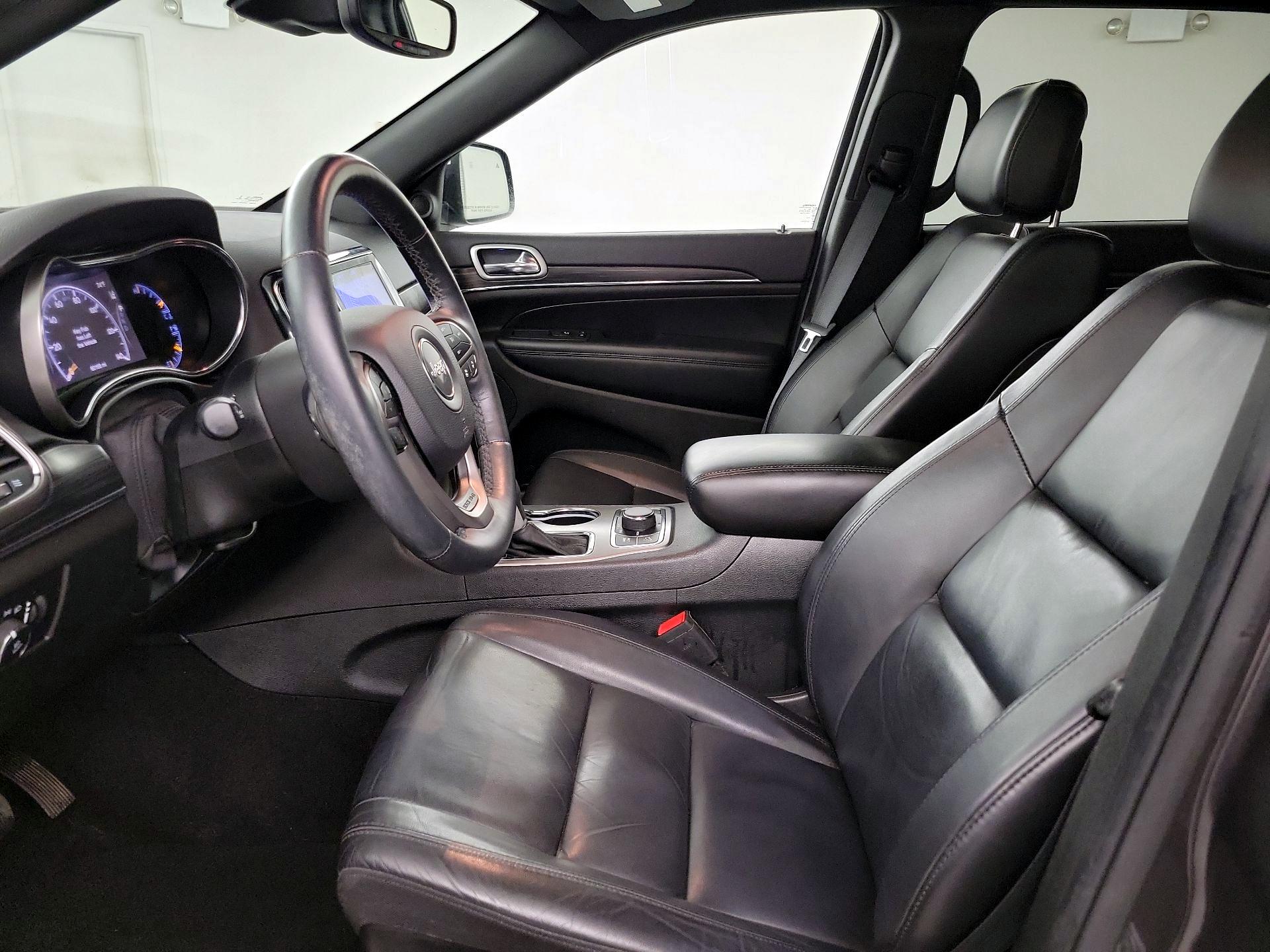 Thumbnail: 2019 Jeep Grand Cherokee - 9