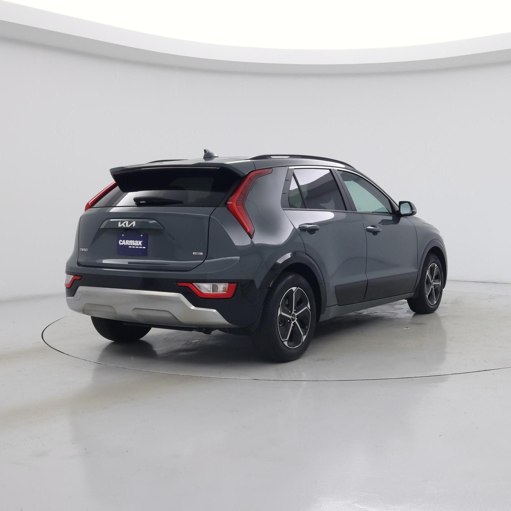 Thumbnail: 2025 Kia Niro - 8