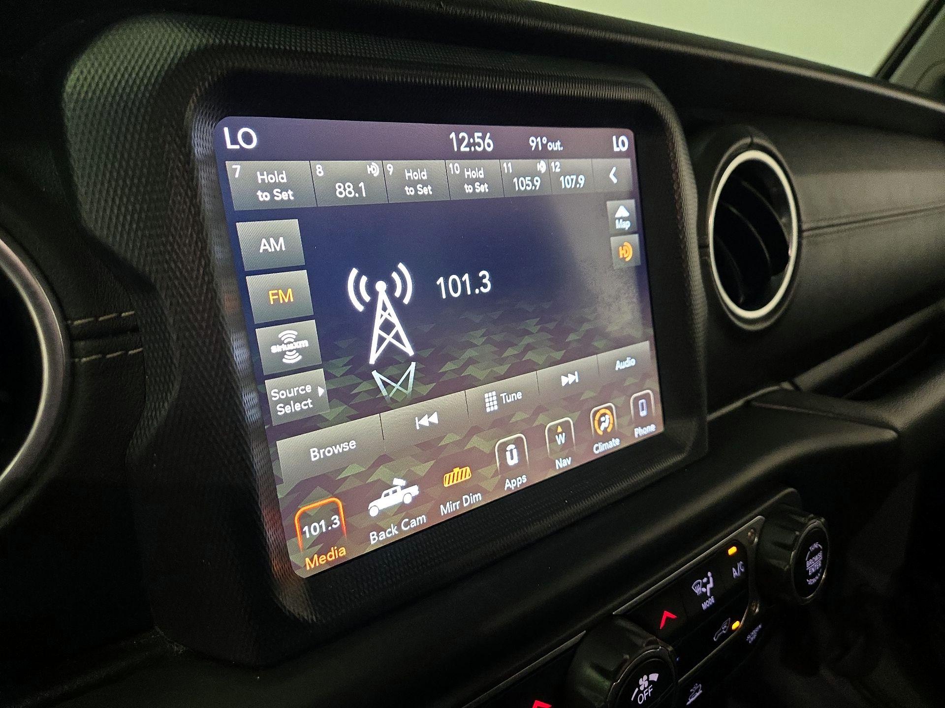 Thumbnail: 2020 Jeep Gladiator - 16