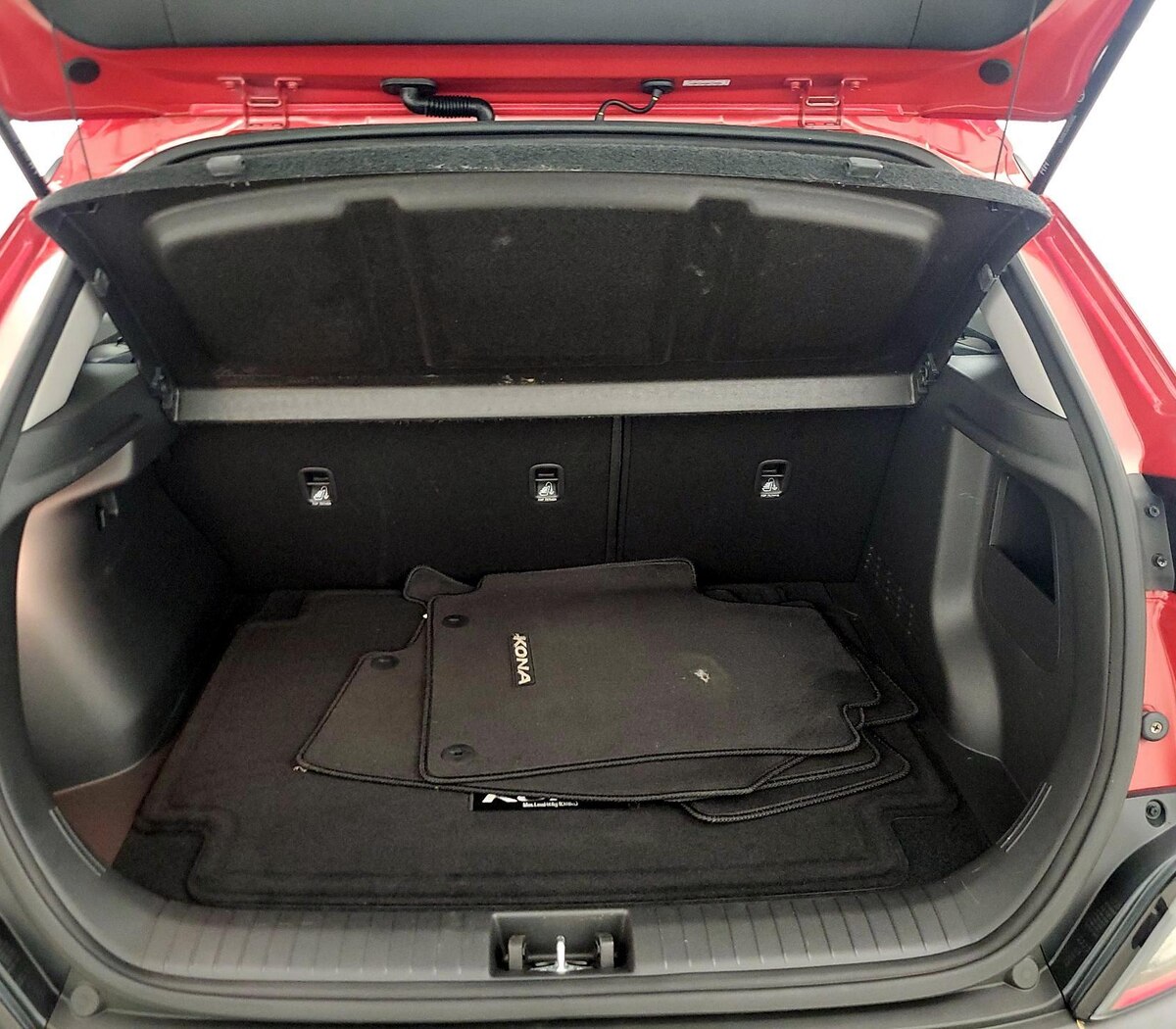 Trunk/Cargo (Seats Up)