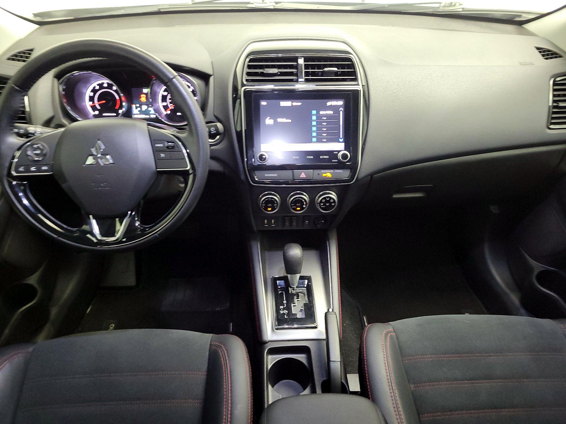 Thumbnail: 2022 Mitsubishi Outlander Sport - 9