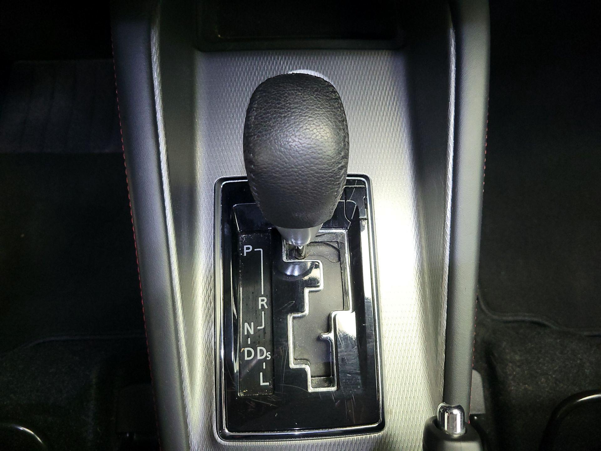 Thumbnail: 2022 Mitsubishi Outlander Sport - 15