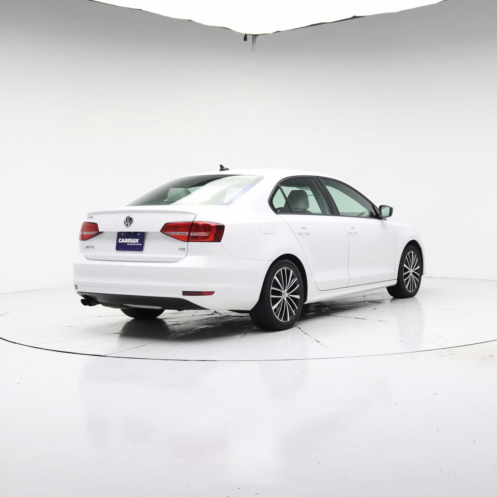 Thumbnail: 2015 Volkswagen Jetta - 8