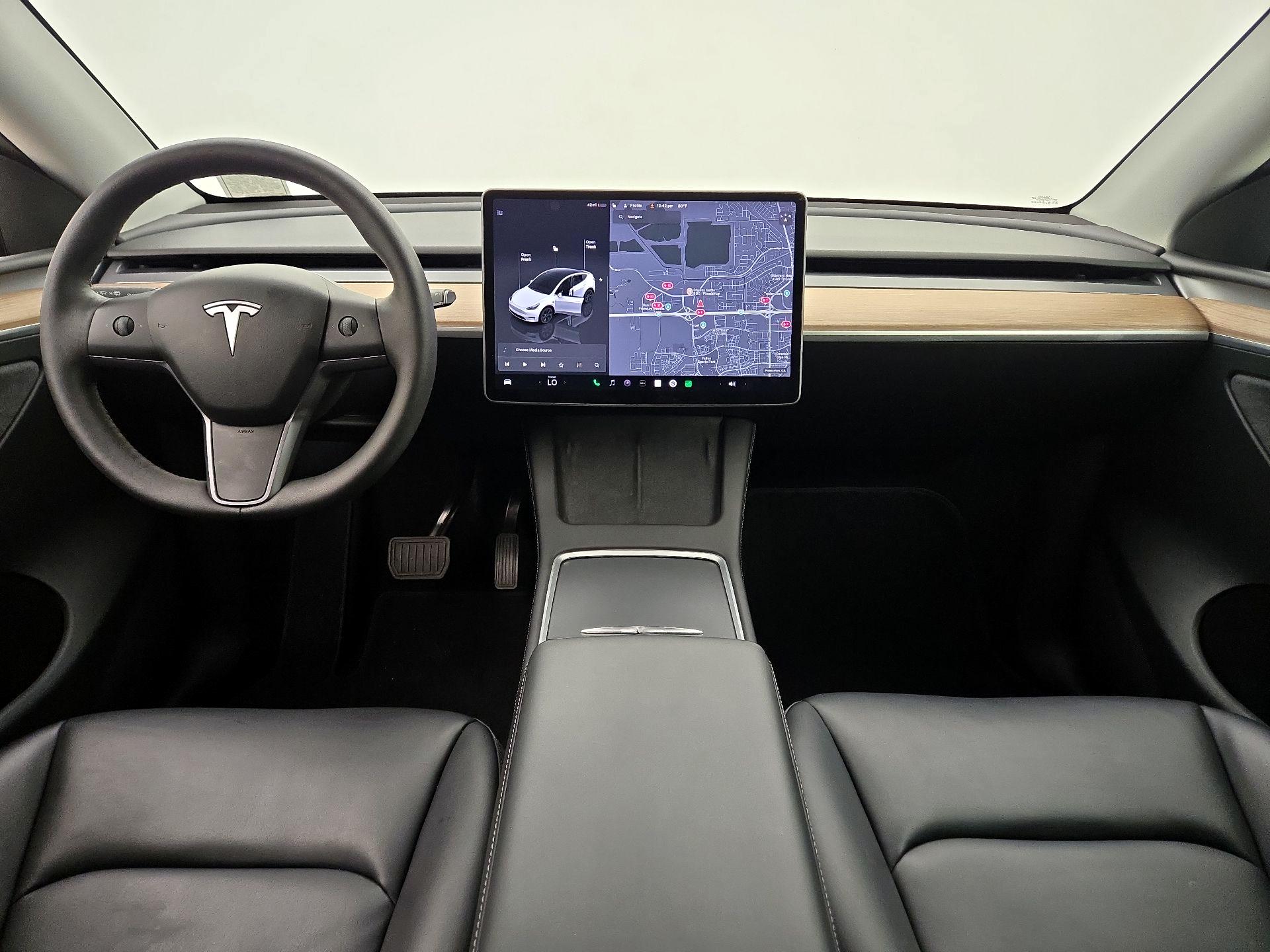 Thumbnail: 2025 Tesla Model Y - 9