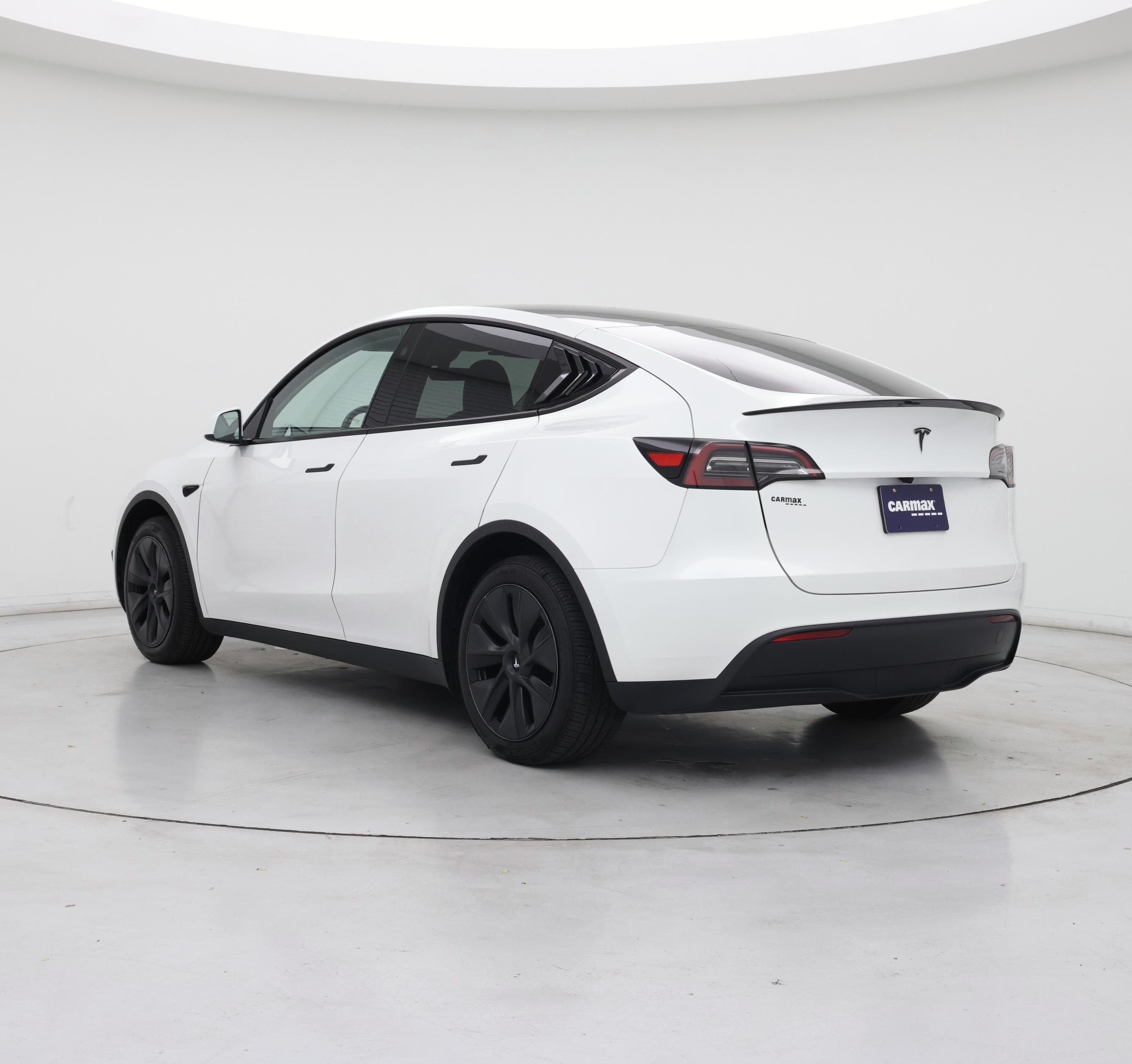 Thumbnail: 2025 Tesla Model Y - 2