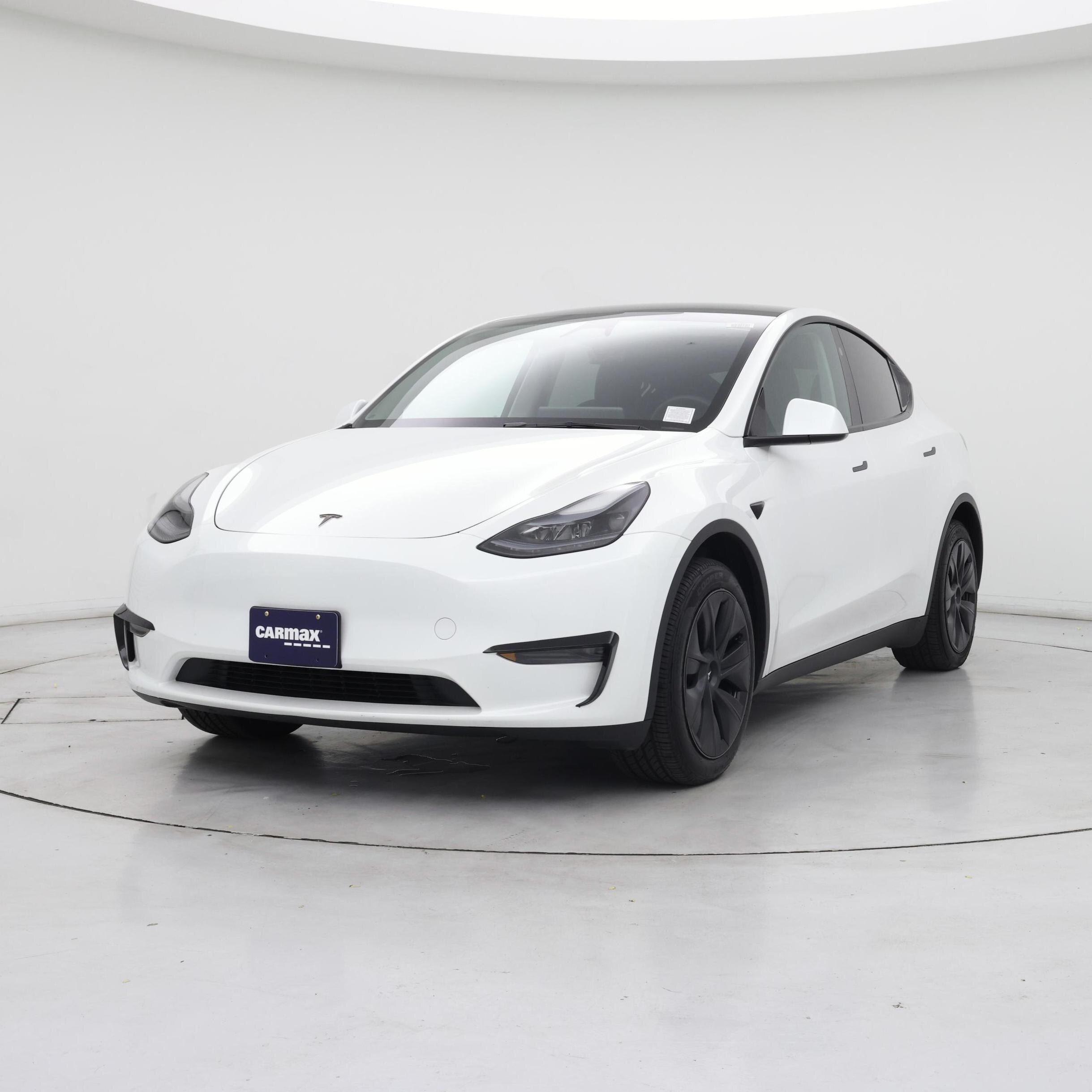 Thumbnail: 2025 Tesla Model Y - 4