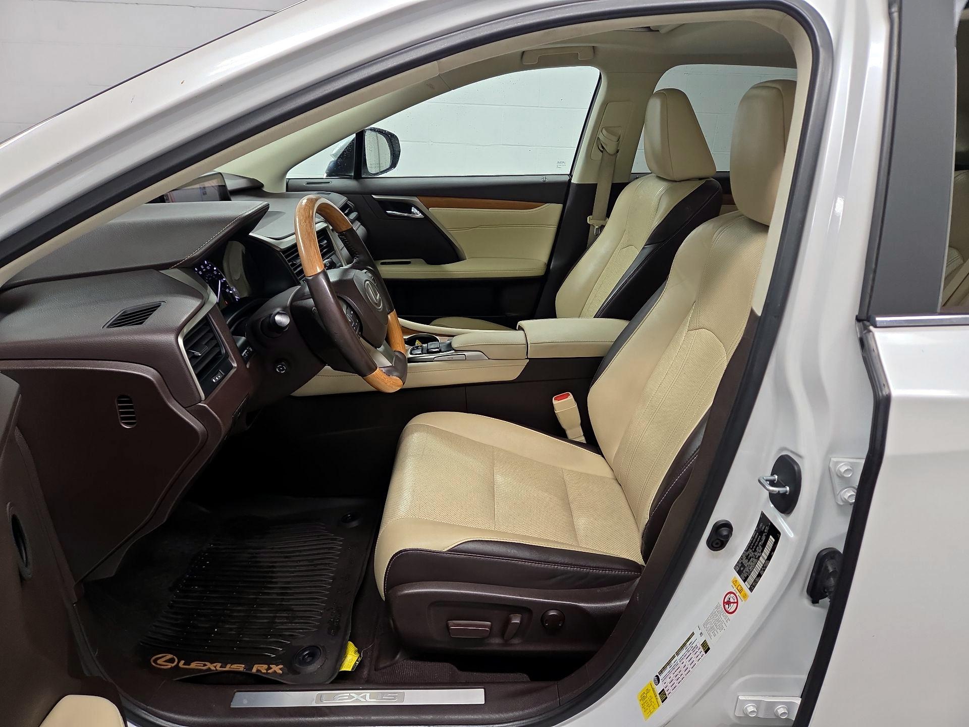 Thumbnail: 2016 Lexus RX - 11