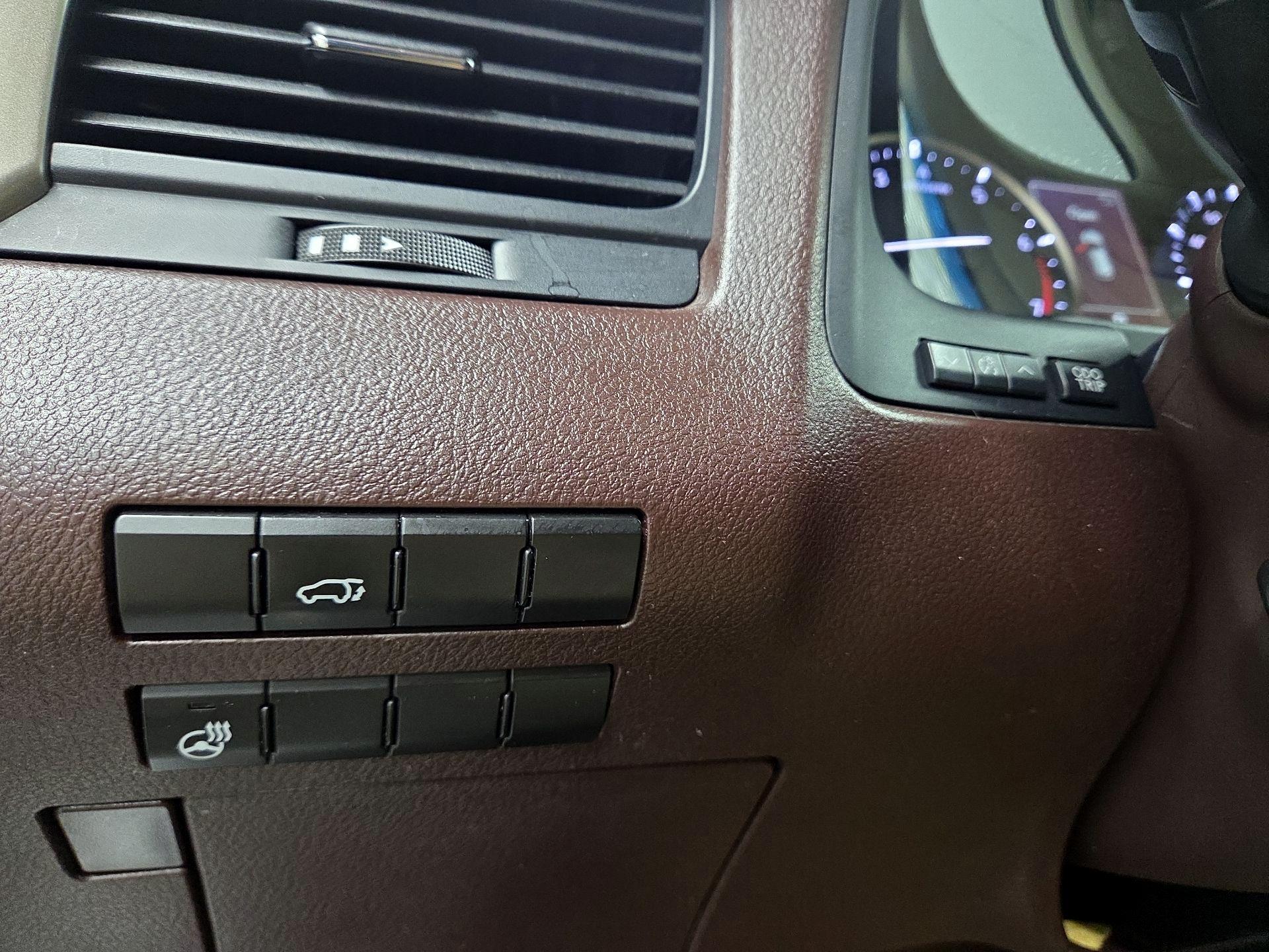 Thumbnail: 2016 Lexus RX - 13