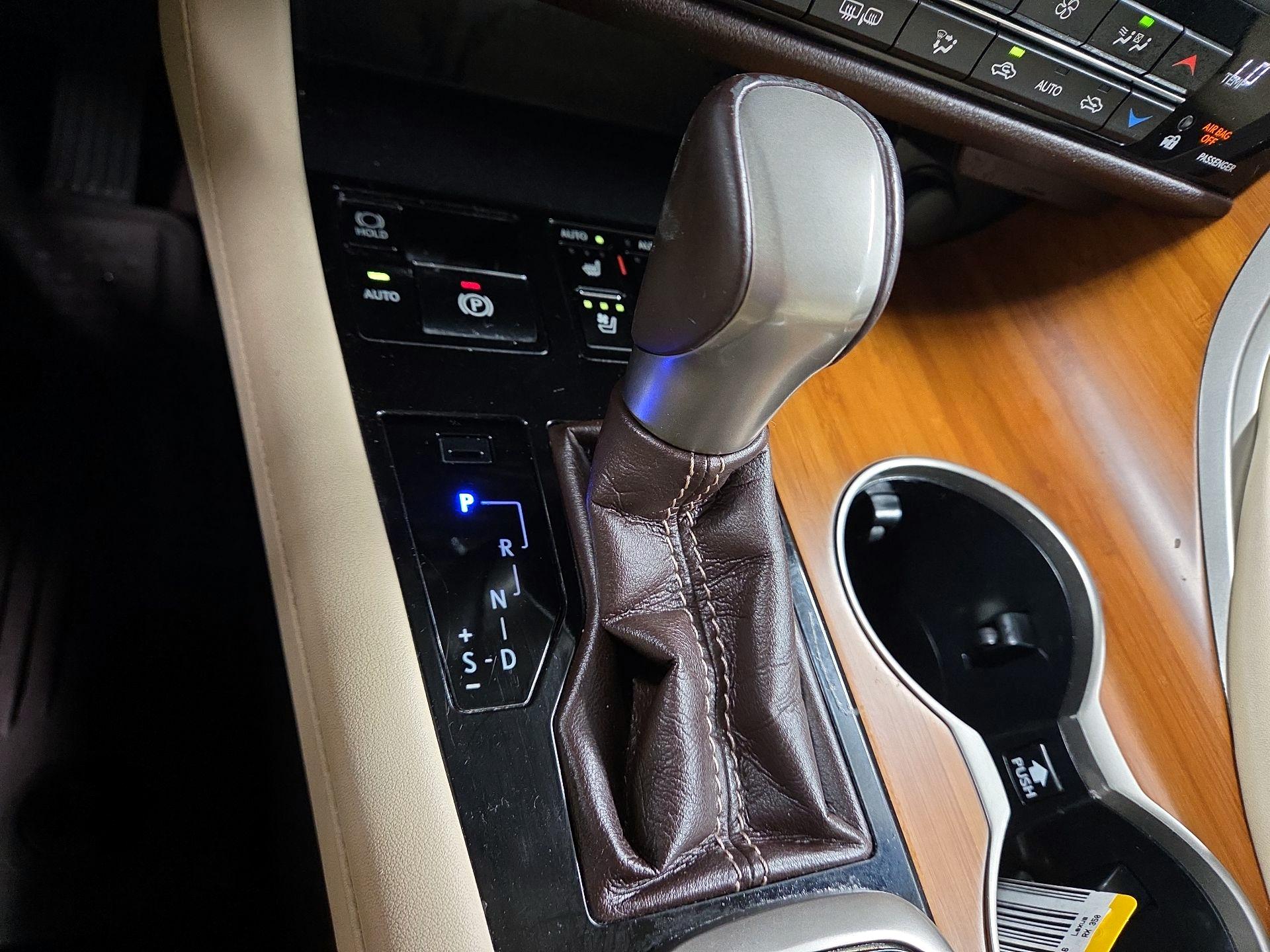Thumbnail: 2016 Lexus RX - 18