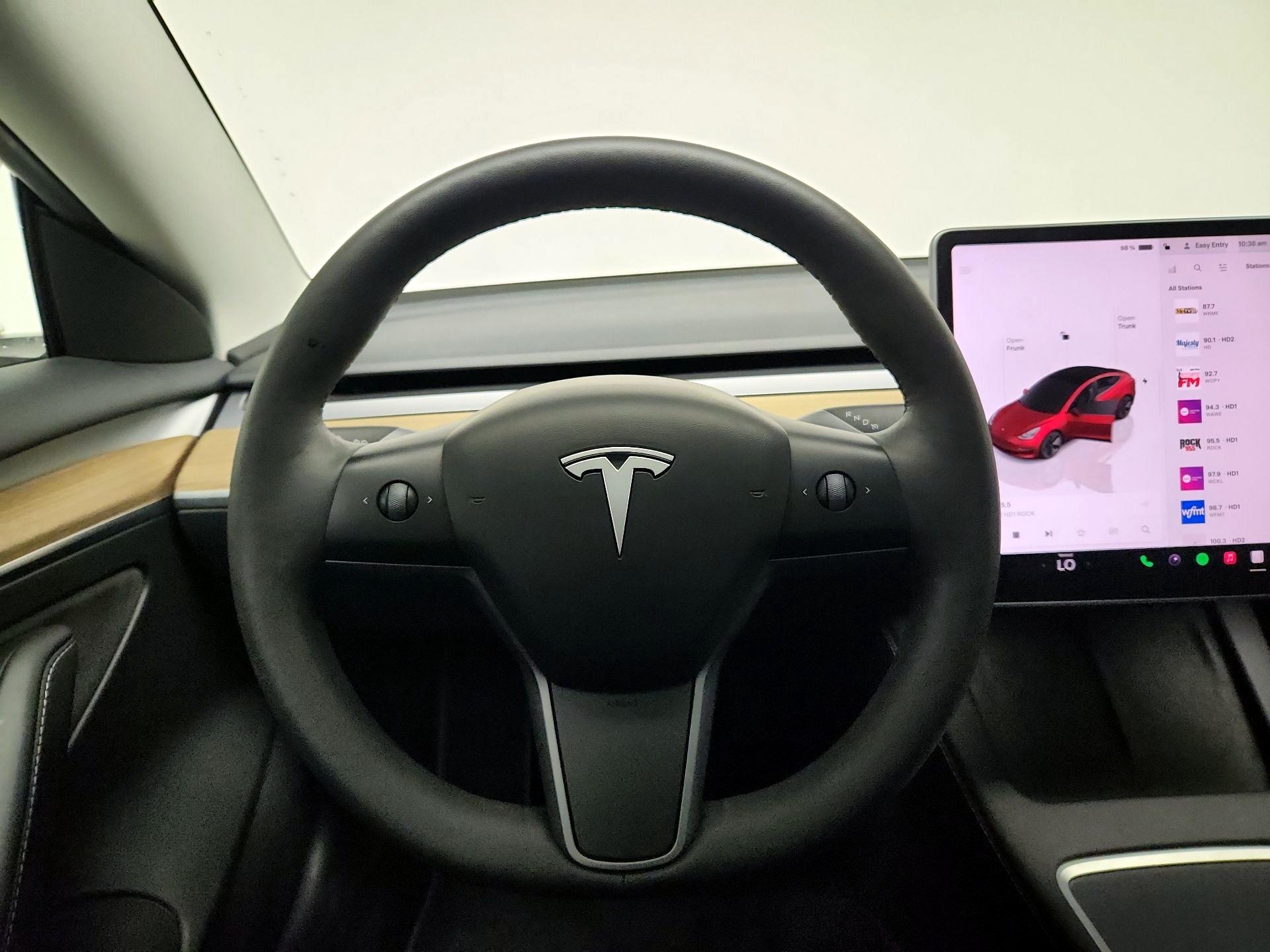 Thumbnail: 2023 Tesla Model 3 - 10