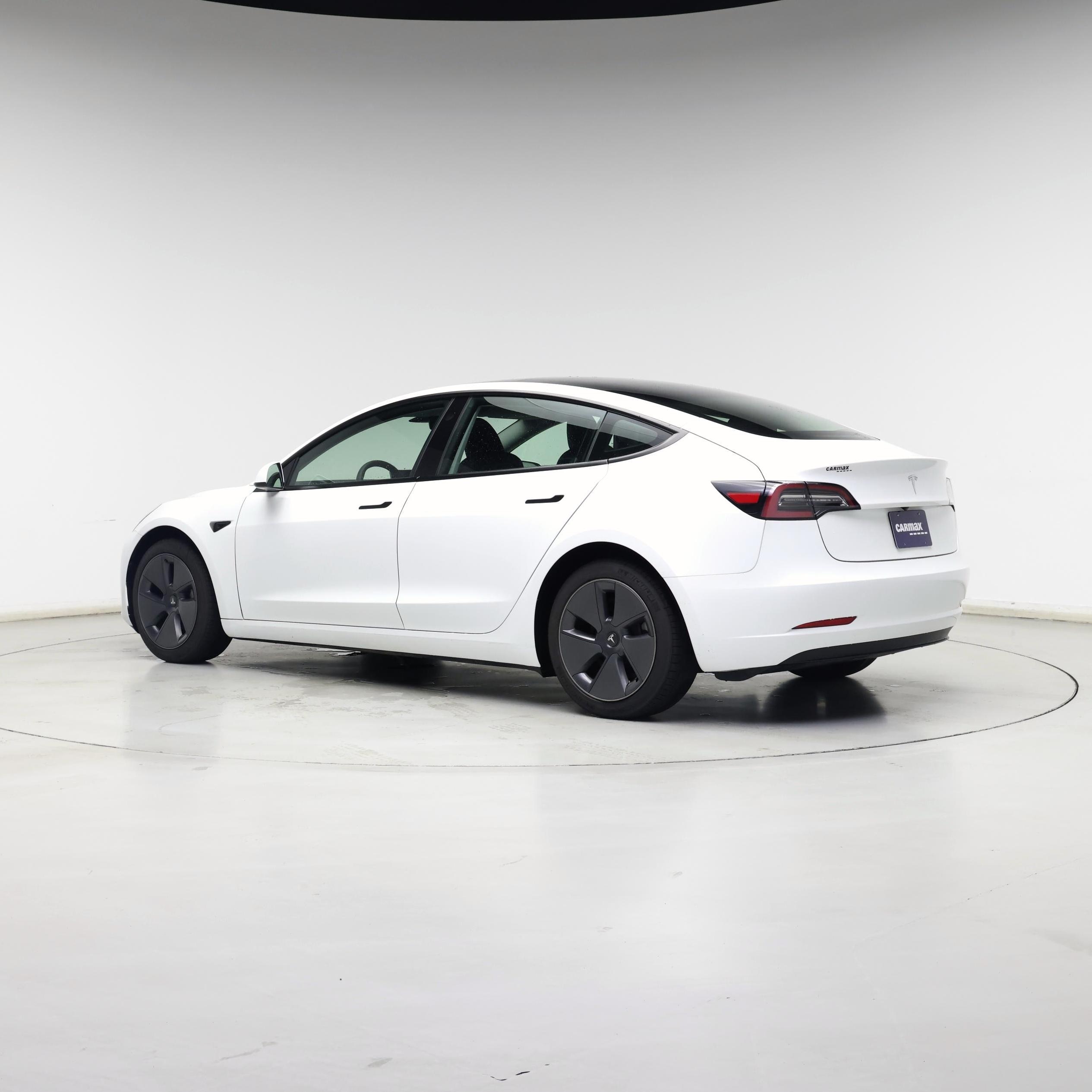 Thumbnail: 2023 Tesla Model 3 - 2
