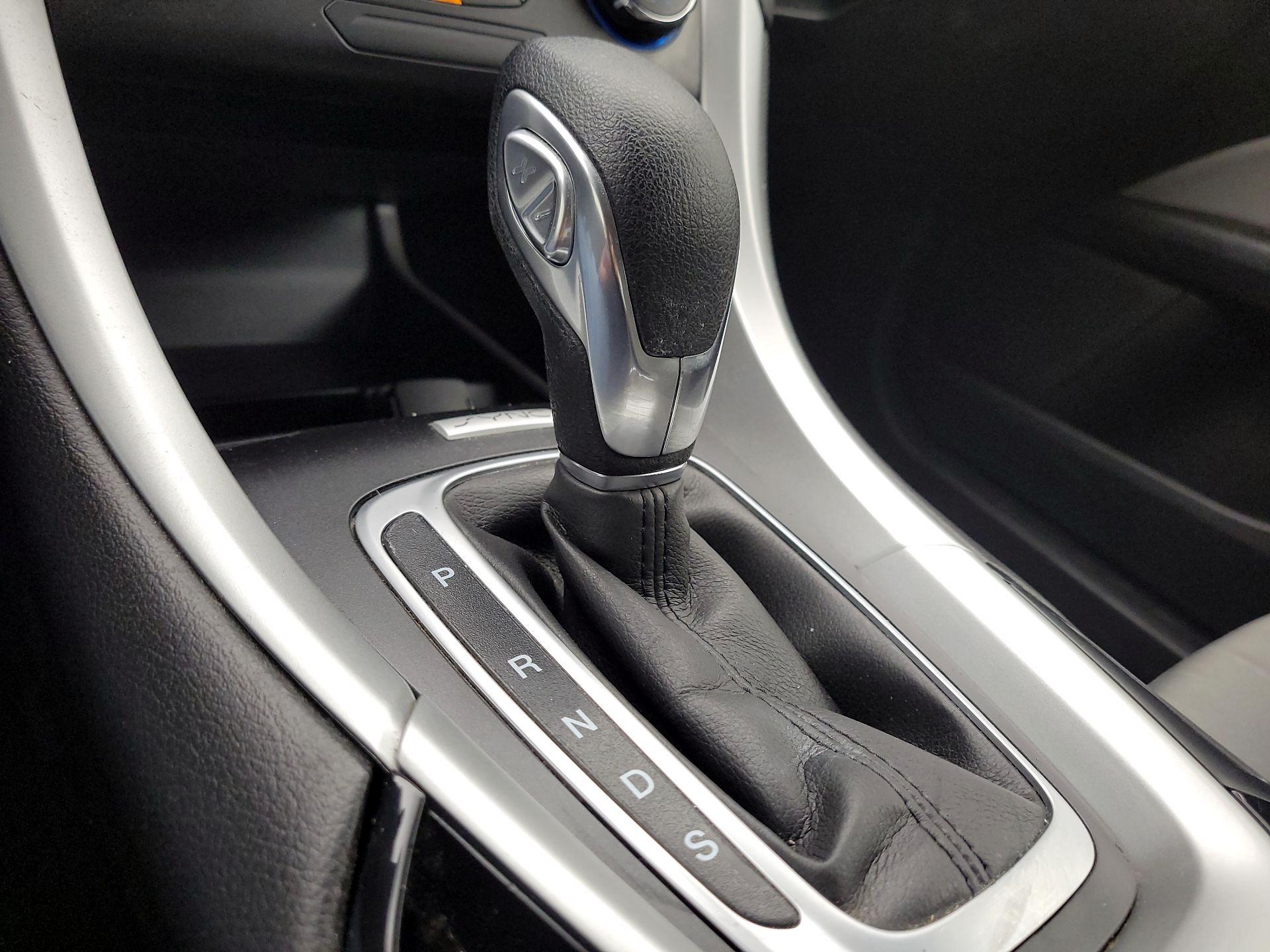 Thumbnail: 2016 Ford Fusion - 17