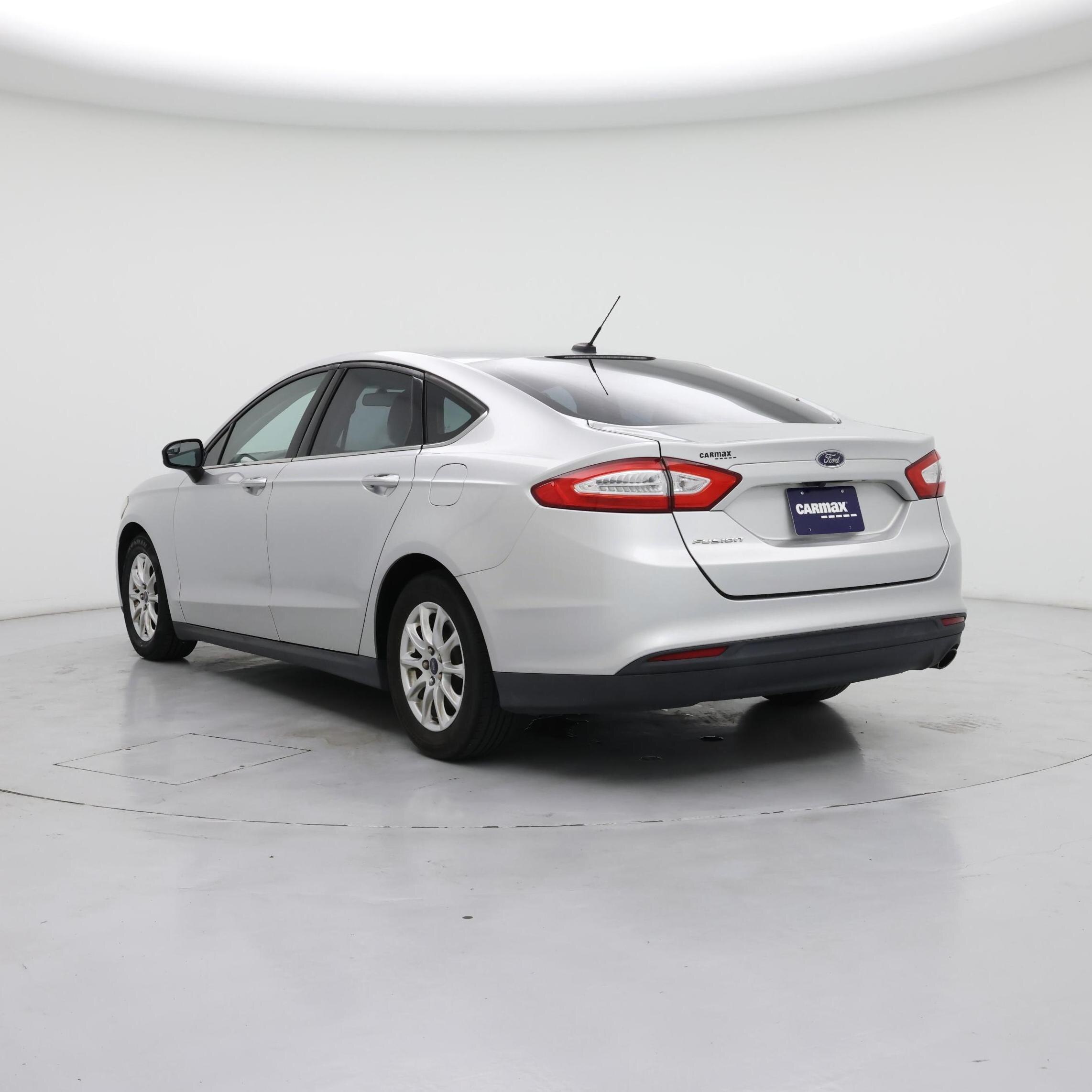 Thumbnail: 2016 Ford Fusion - 2