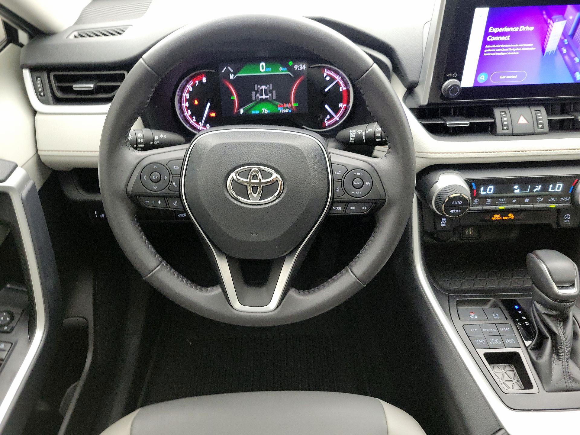 Thumbnail: 2024 Toyota RAV4 - 10
