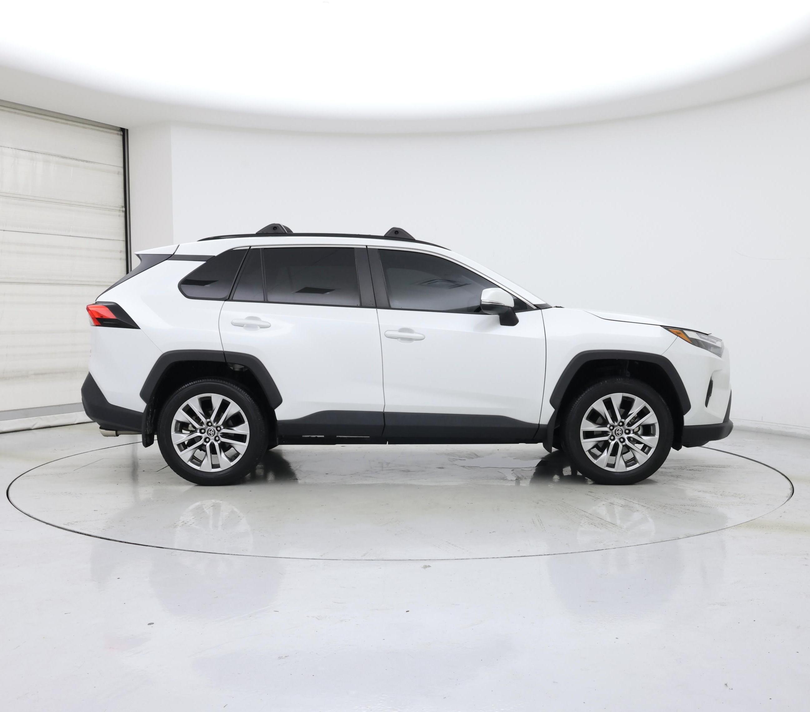 Thumbnail: 2024 Toyota RAV4 - 7