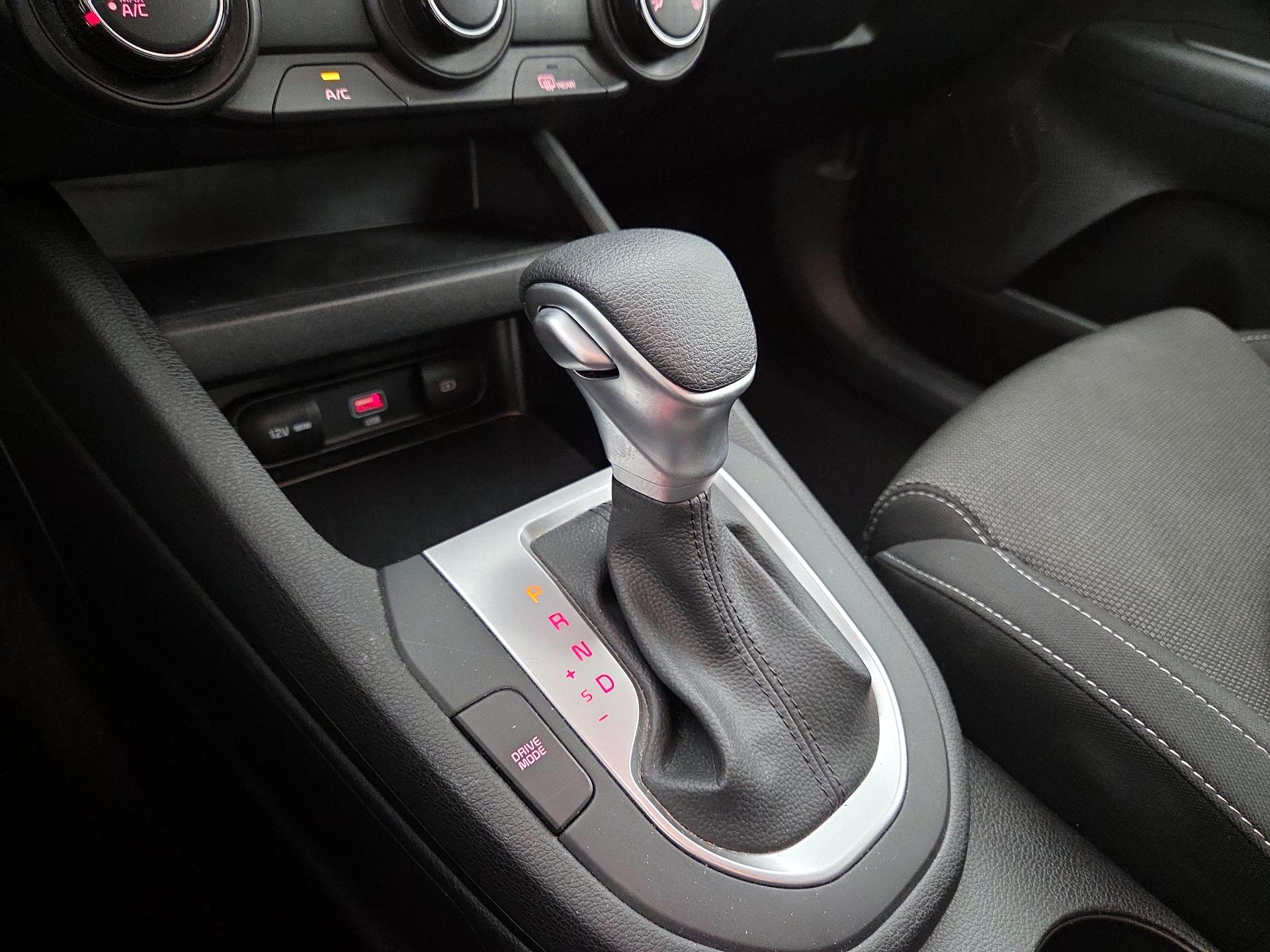 Thumbnail: 2024 Kia Forte - 17