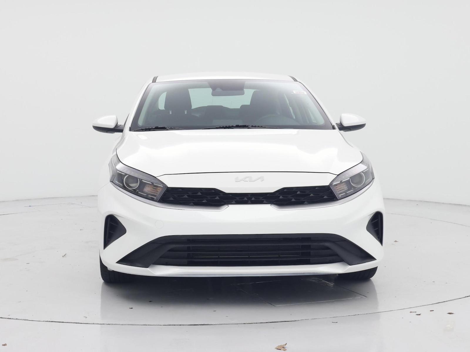 2024 Kia Forte LXS - Photo 6