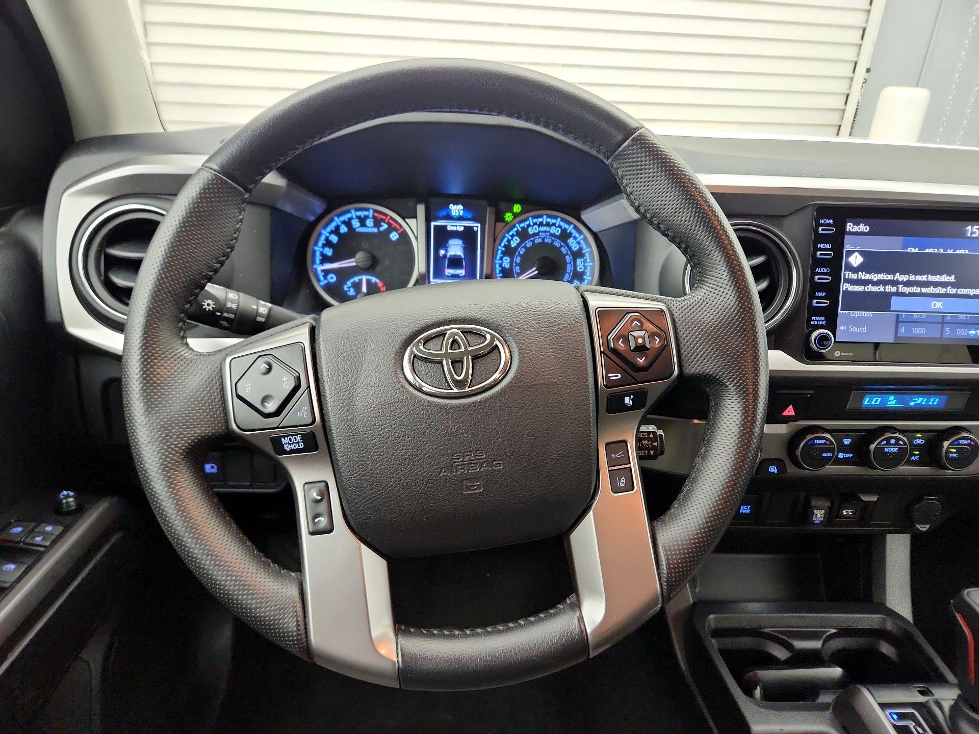 Thumbnail: 2022 Toyota Tacoma - 10