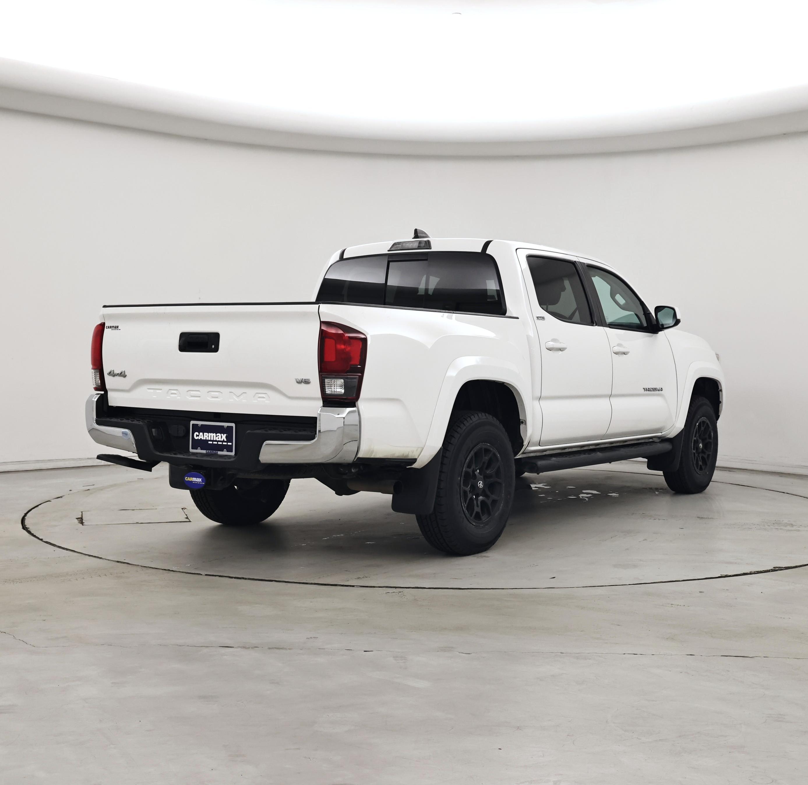 Thumbnail: 2022 Toyota Tacoma - 8