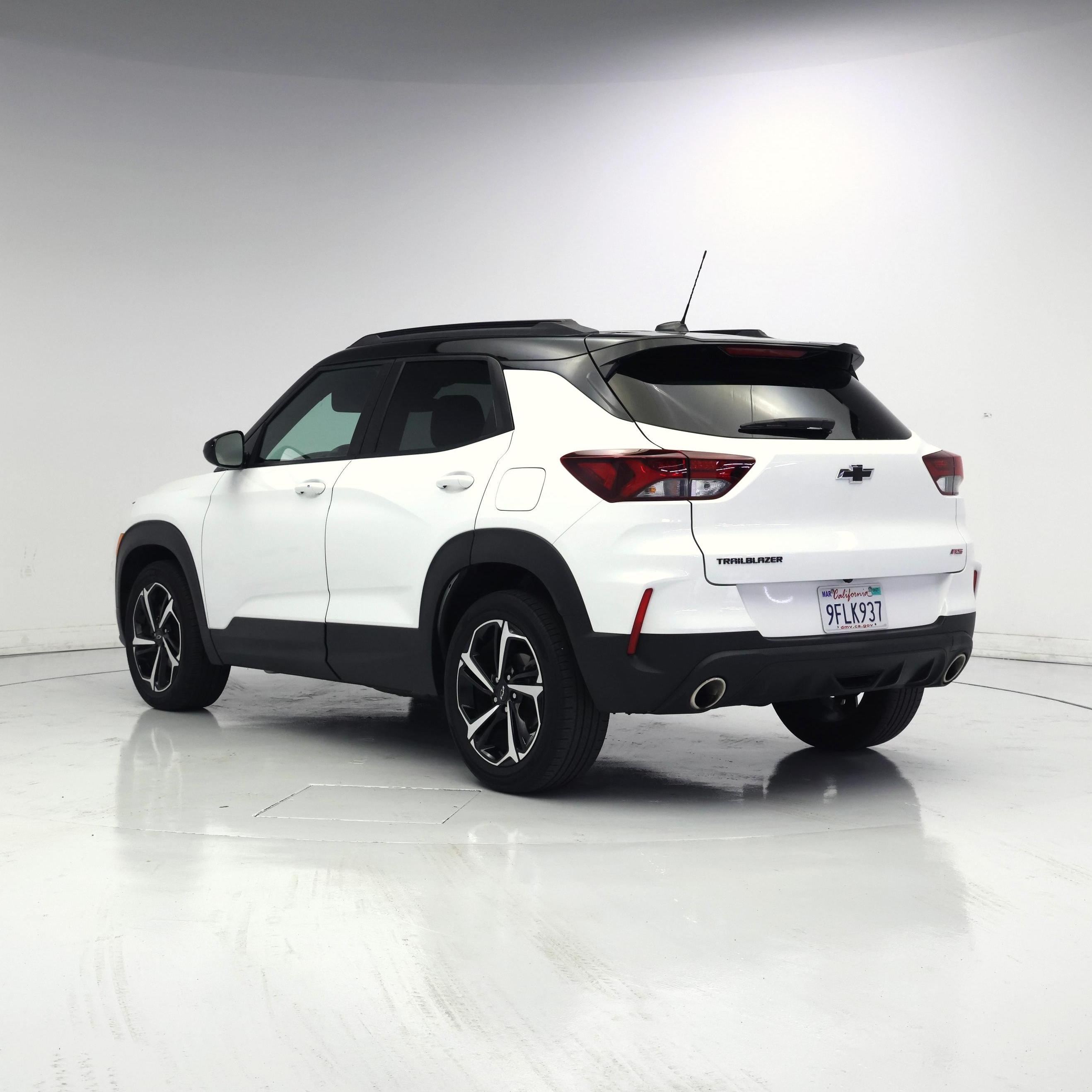 Thumbnail: 2023 Chevrolet TrailBlazer - 2