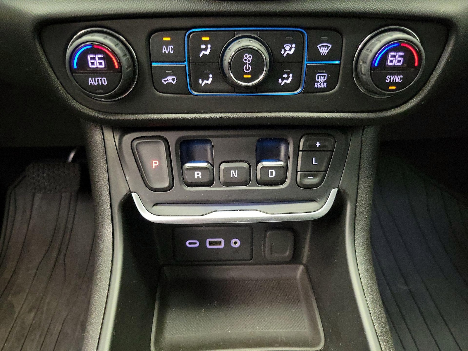 2019 GMC Terrain SLE - Photo 18