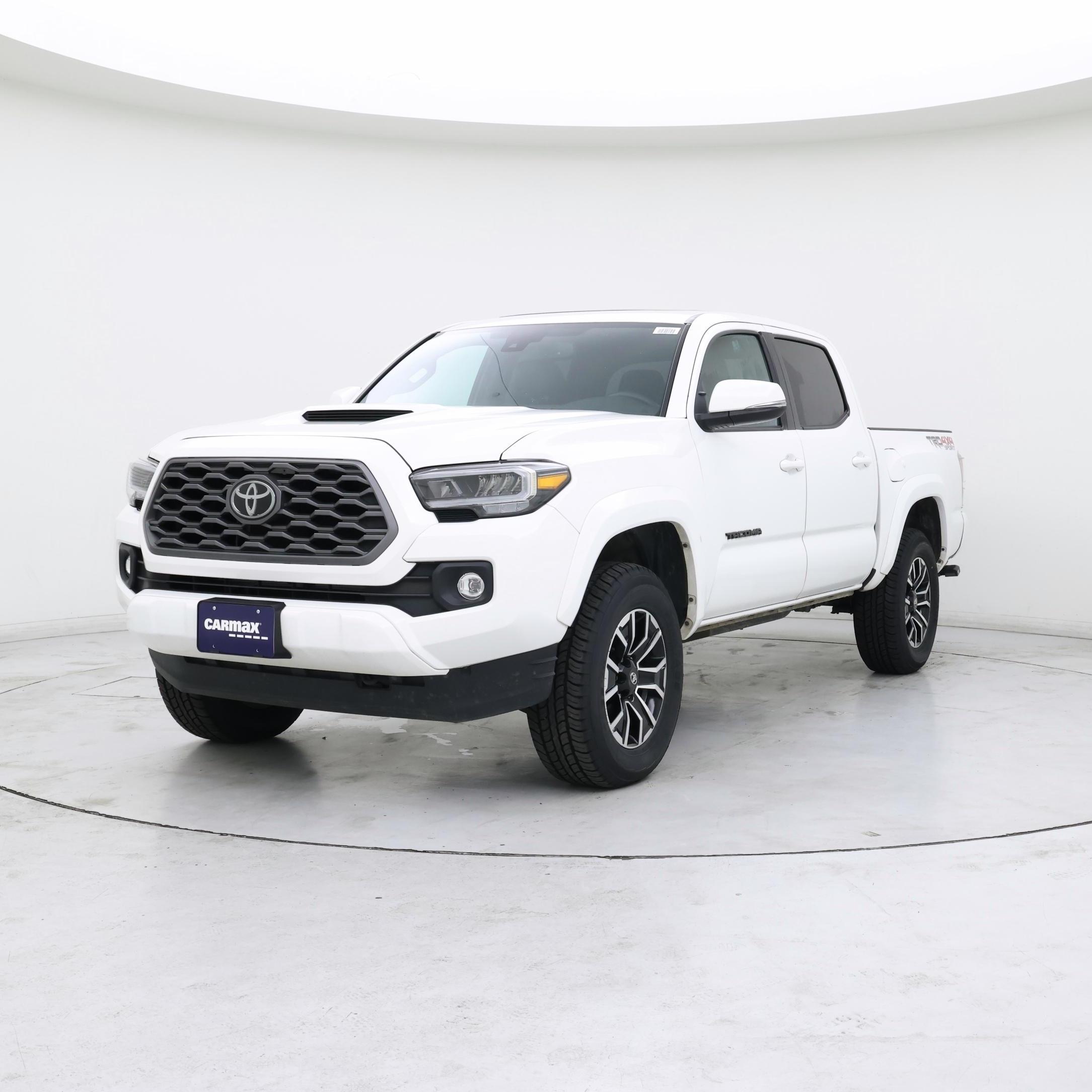 Thumbnail: 2023 Toyota Tacoma - 4
