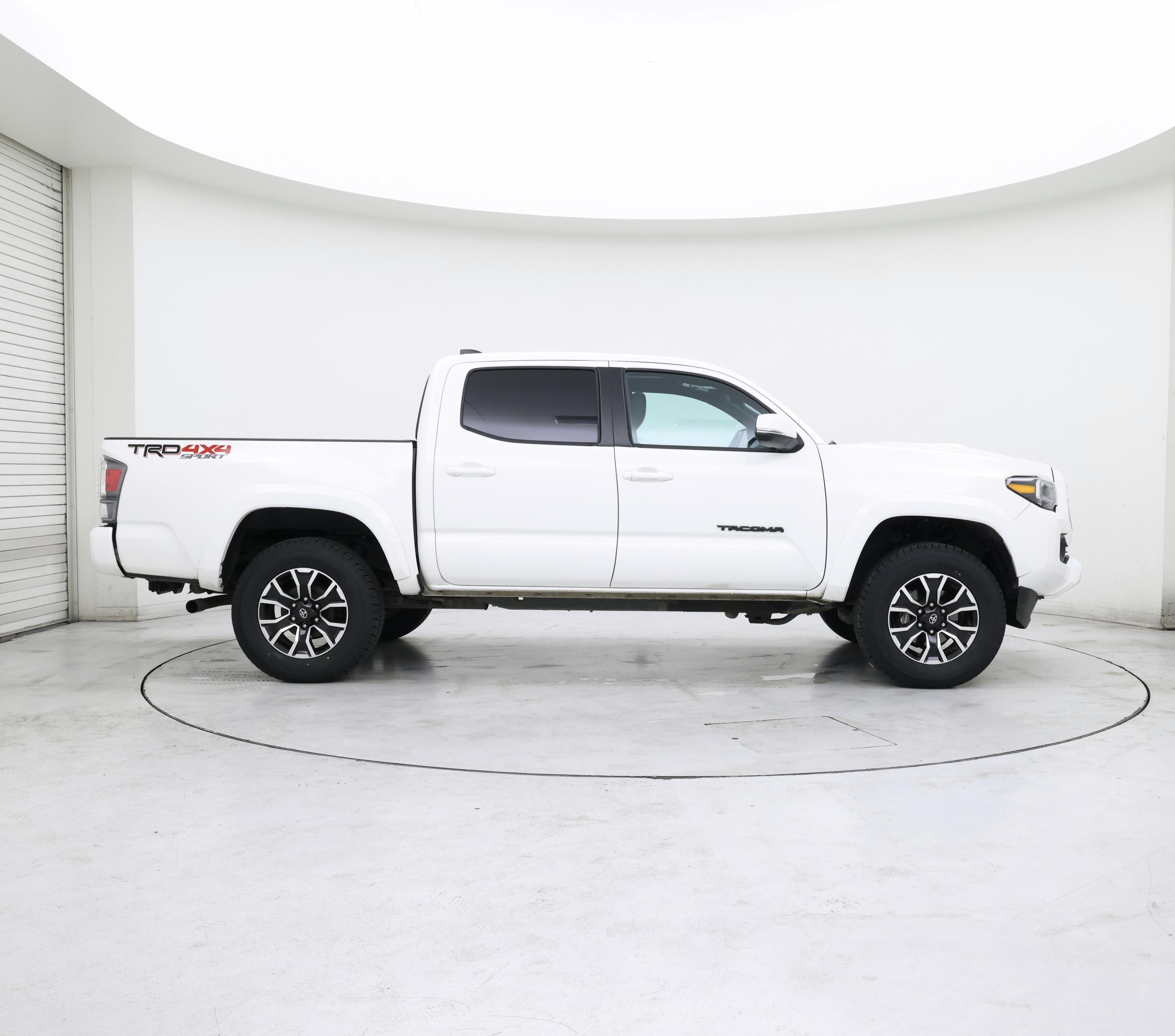 Thumbnail: 2023 Toyota Tacoma - 7
